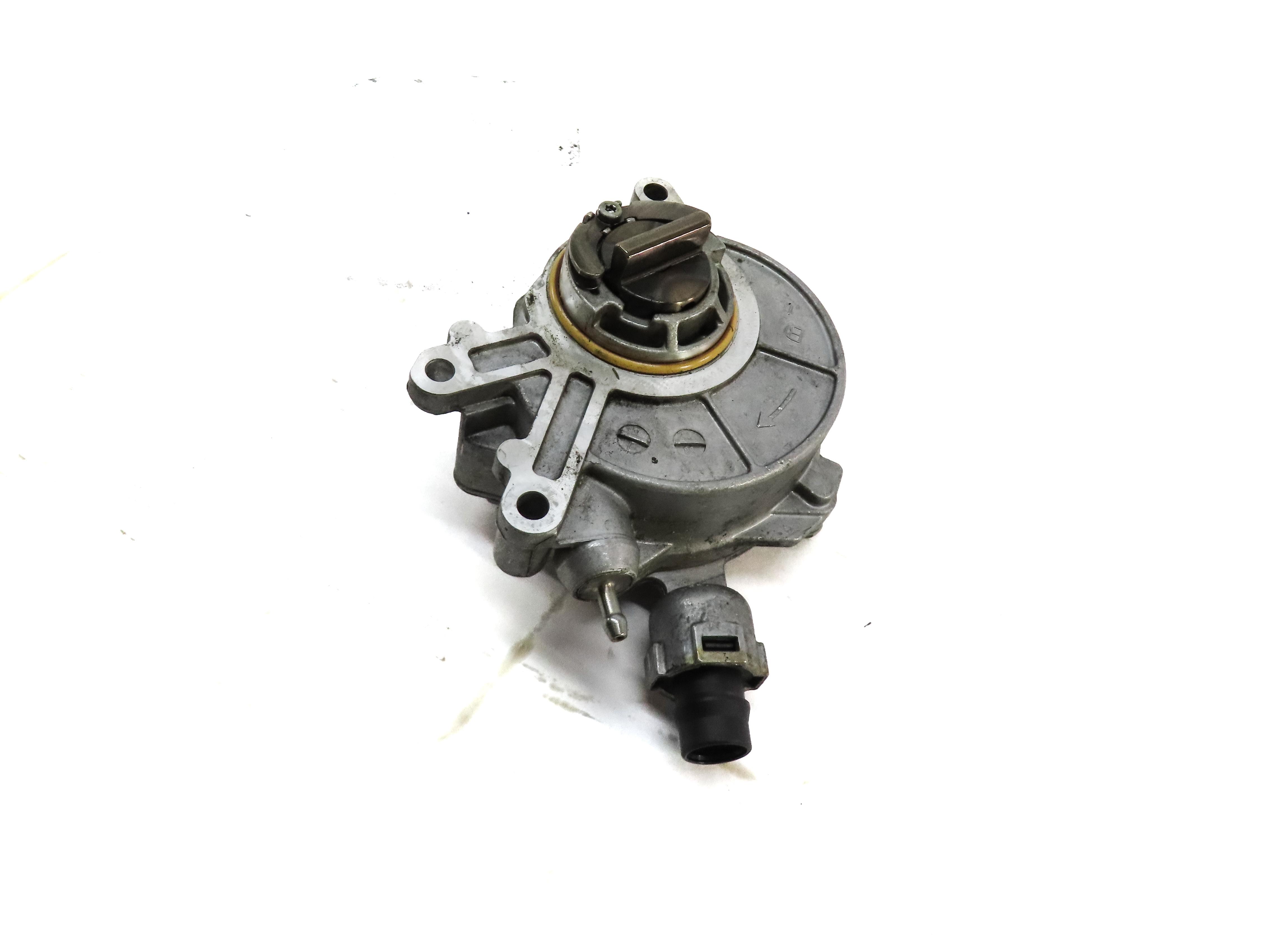 10-17 BMW 5 7 M5 X6 X6 X5M X6M (F01 F10 F15 F16 F85 F86) 4.4L BRAKE VACUUM PUMP — exact item pictured