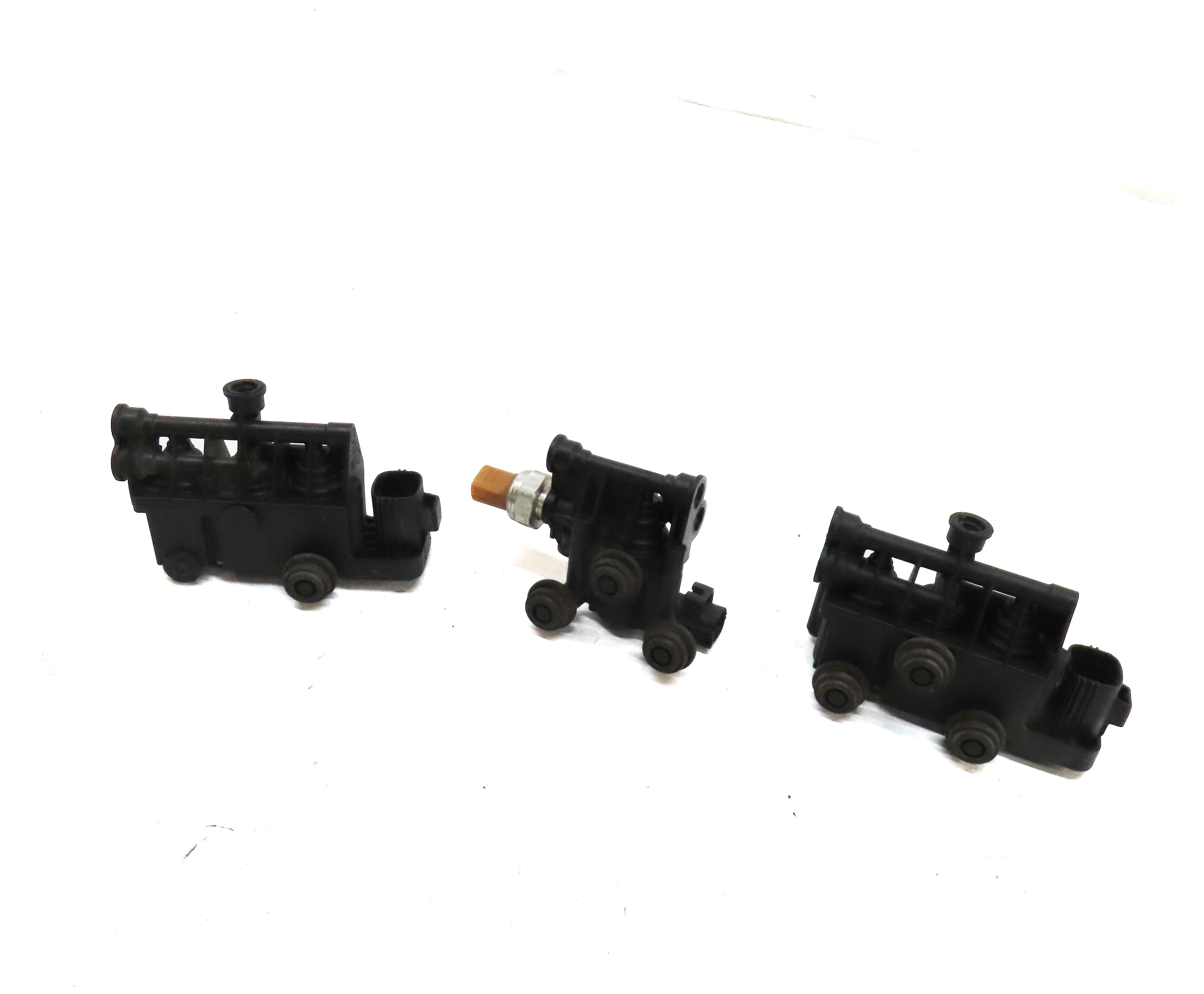 2008 RANGE ROVER SPORT (L320) AIR SUSPENSION TRANSFER RELIEF VALVE SET 3 — exact item pictured