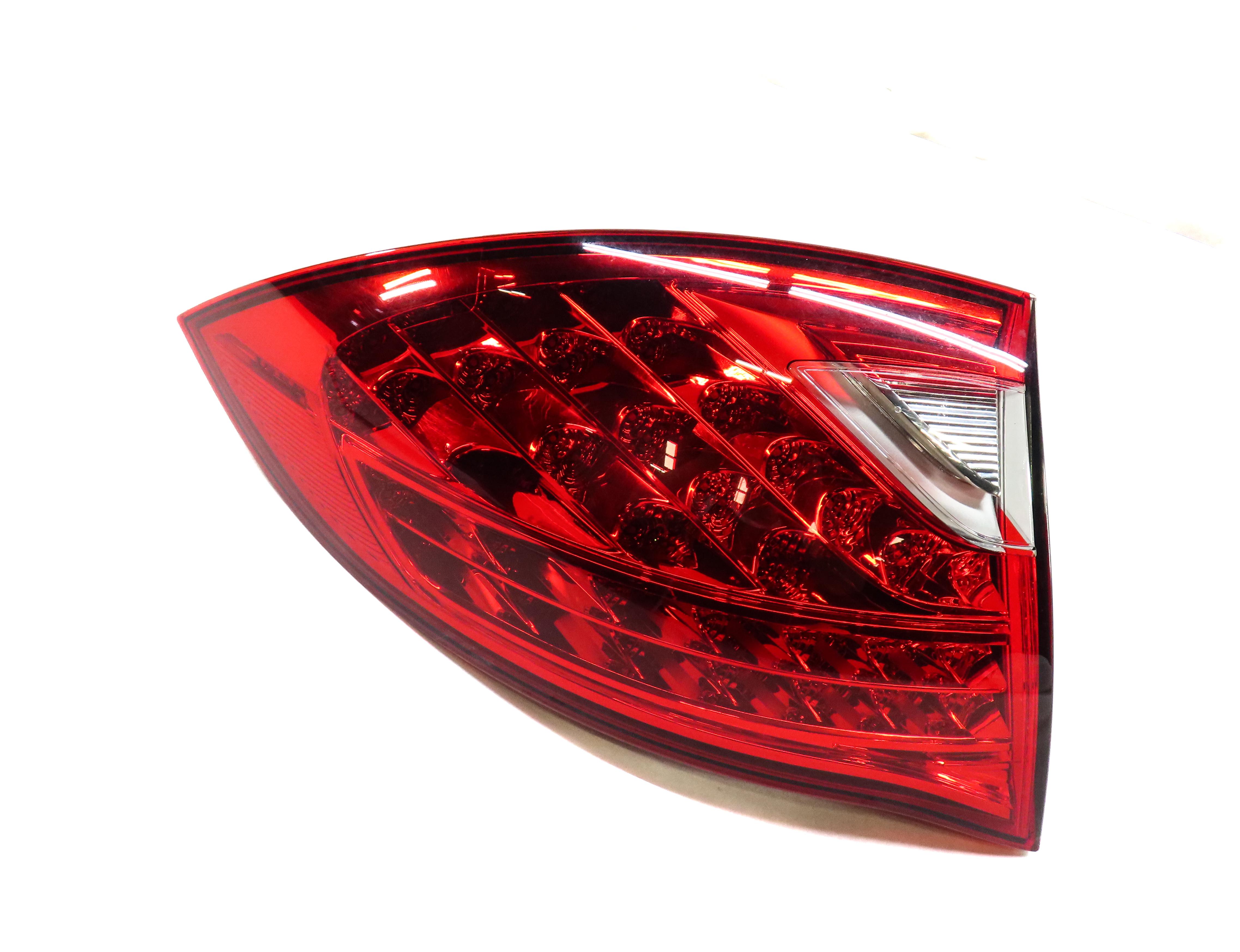 2011-2014 PORSCHE CAYENNE (958) LEFT DRIVER OUTER TAILLIGHT BRAKE LIGHT LAMP — exact item pictured