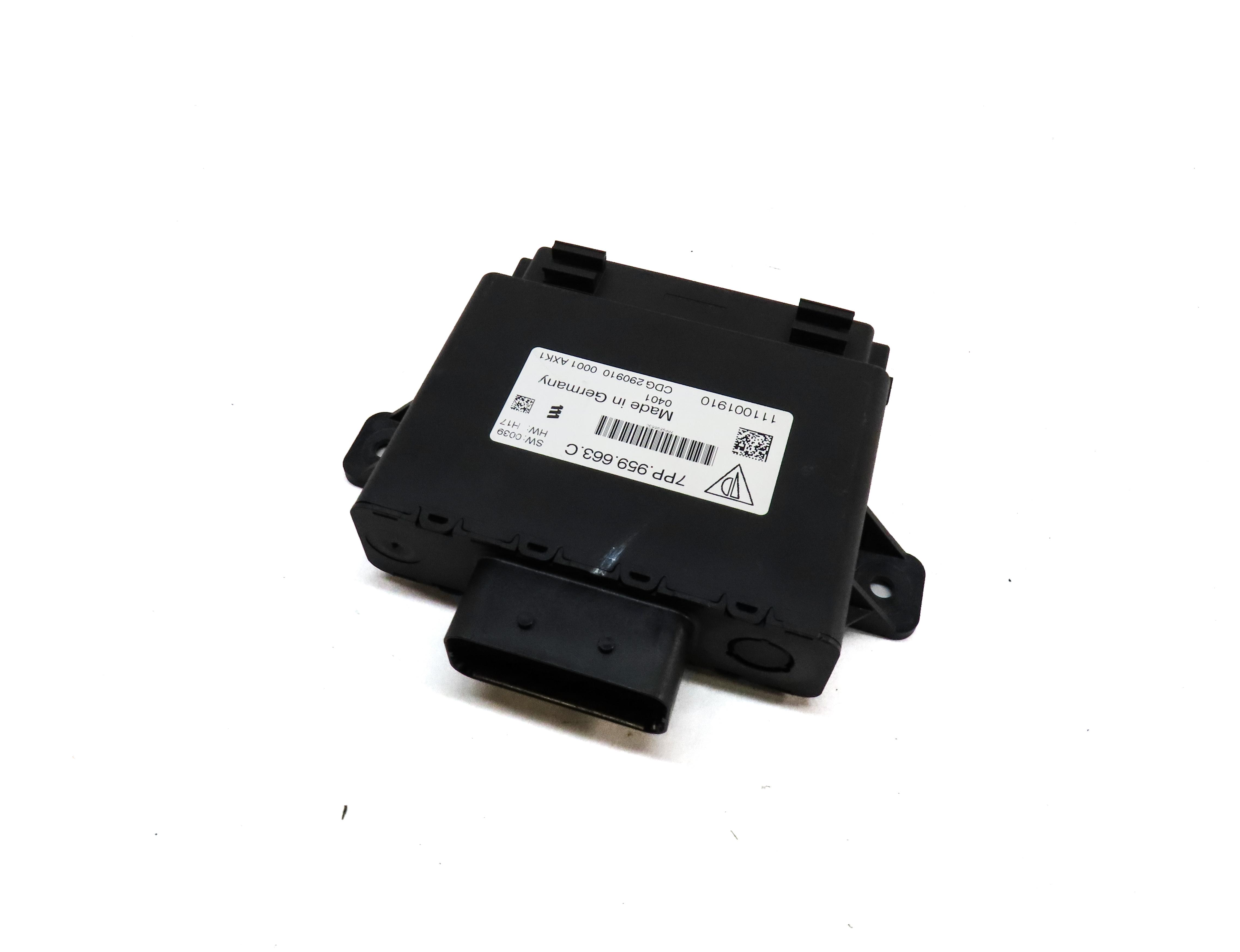 2011 PORSCHE CAYENNE (958) VOLTAGE CONVERTER CONTROL MODULE — exact item pictured