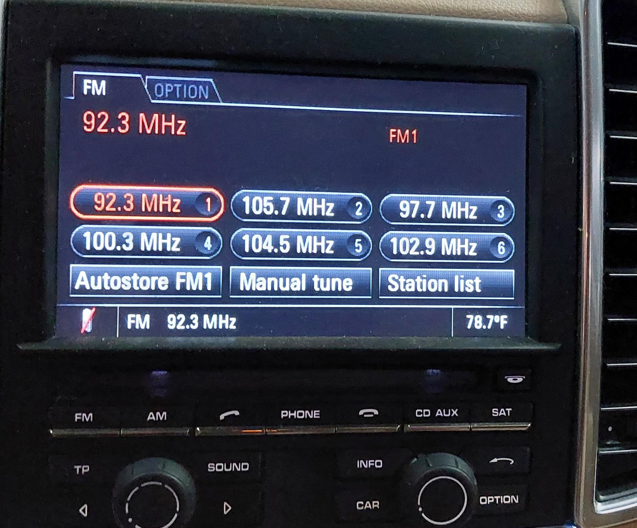 2011 PORSCHE CAYENNE (958) RADIO STEREO CD DVD GPS HEAD UNIT NAVIGATION RECEIVER — exact item pictured