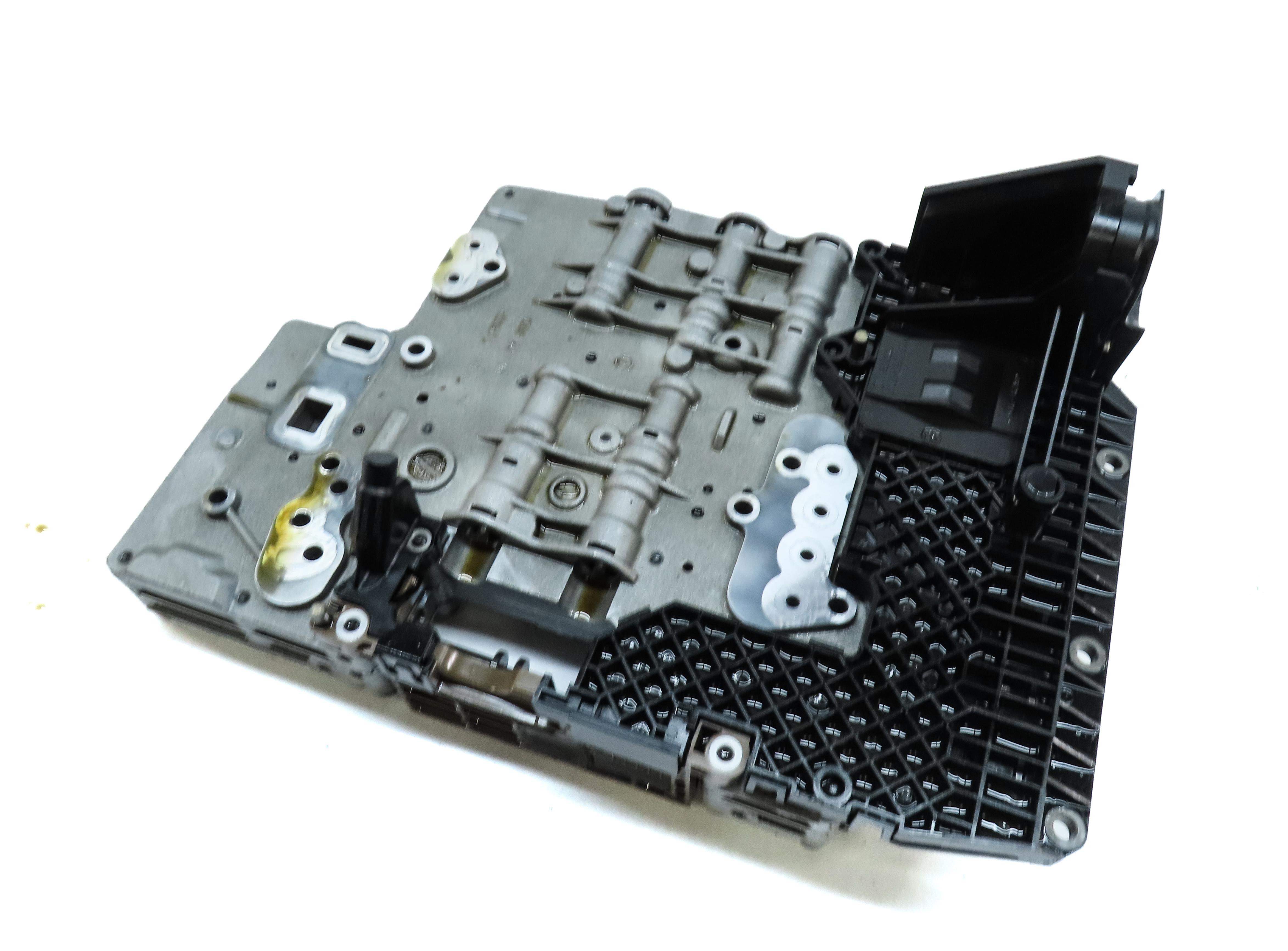 06-09 RANGE ROVER SPORT (L320 L322) 4.2L 6HP-26 AUTO TRANSMISSION VALVE BODY — exact item pictured