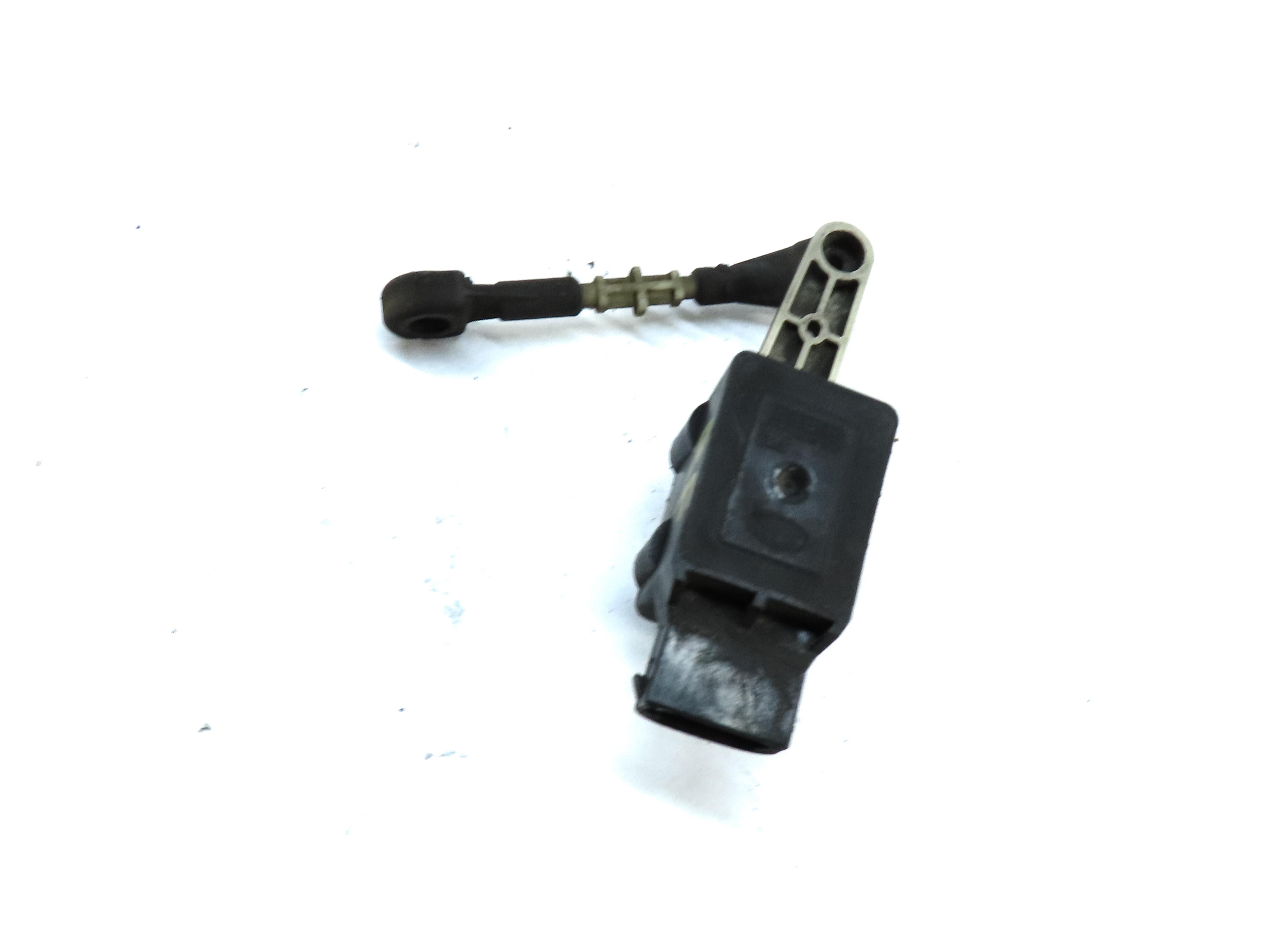 2006 RANGE ROVER SPORT (L320) FRONT RIGHT SUSPENSION HEIGHT LEVEL SENSOR — exact item pictured