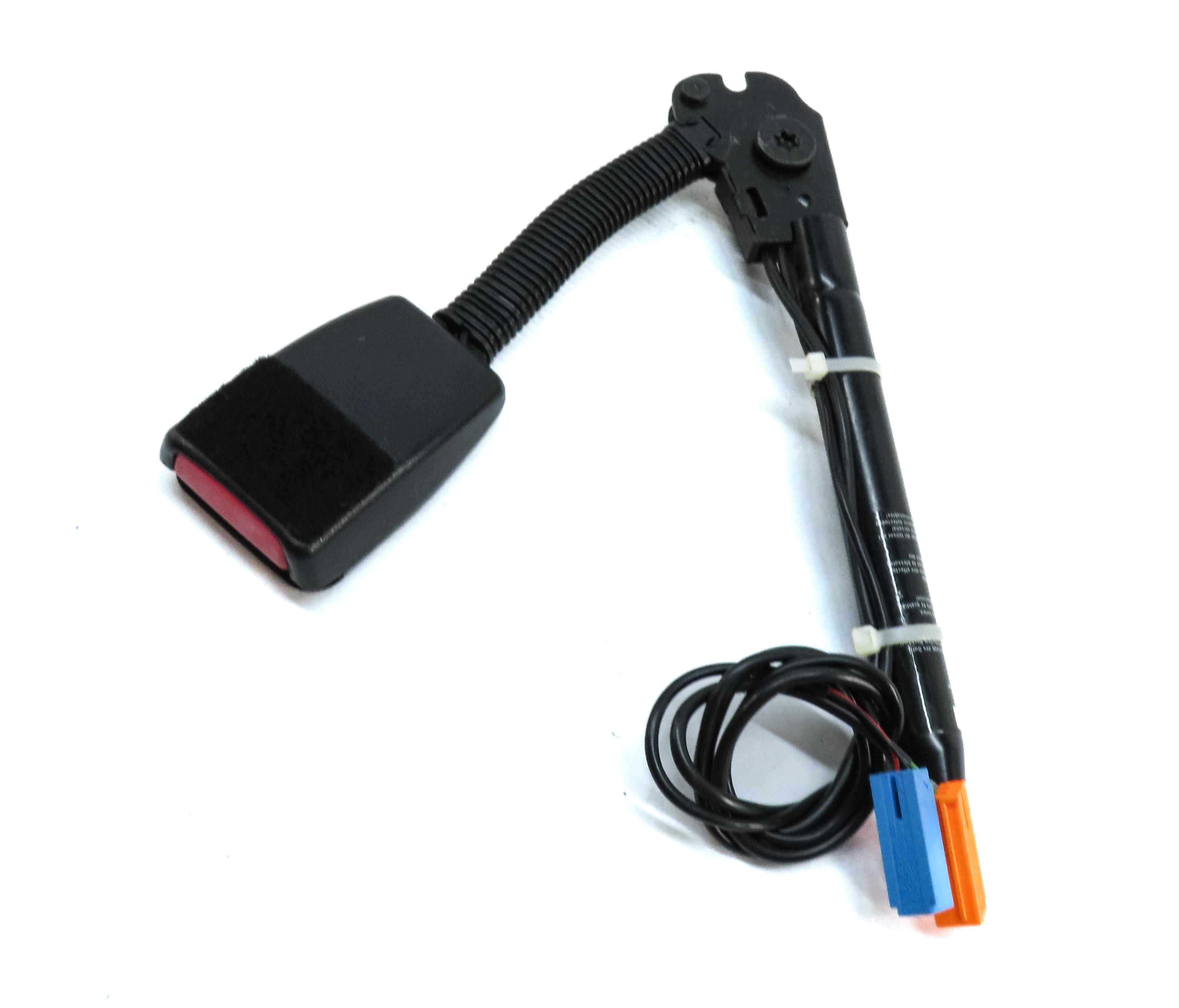 2005-2006 LR3 / RANGE ROVER SPORT (L320) RIGHT FRONT SEATBELT BUCKLE RECEIVER — exact item pictured
