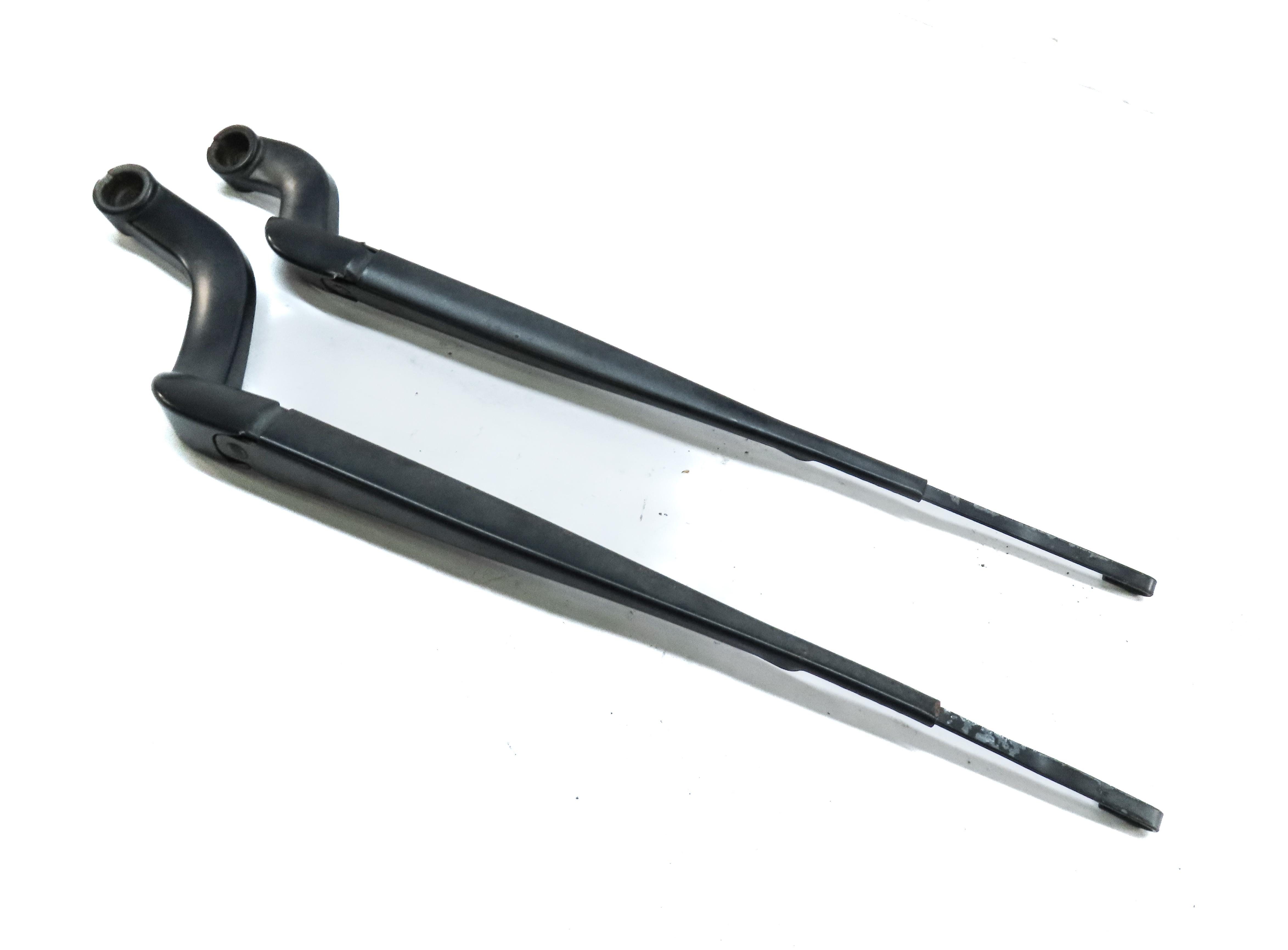 2006-2007 RANGE ROVER SPORT (L320) FRONT LEFT & RIGHT WINDSHIELD WIPER ARM SET-2 — exact item pictured