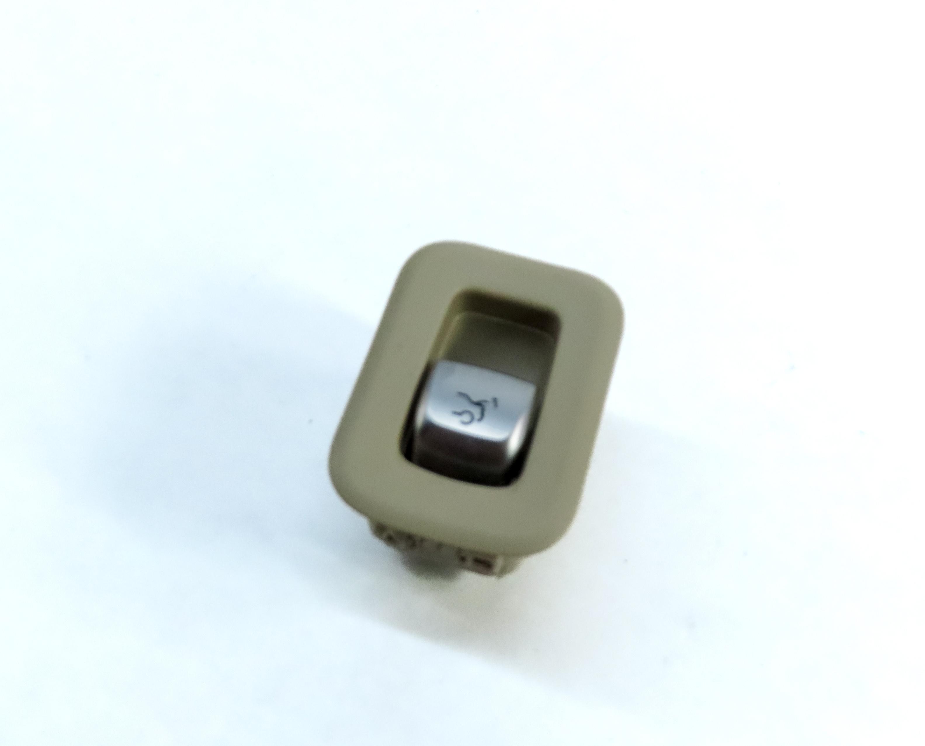 2015 MERCEDES C300 (W205) REAR TRUNK RELEASE SWITCH BUTTON w/ TRIM (BEIGE) — exact item pictured