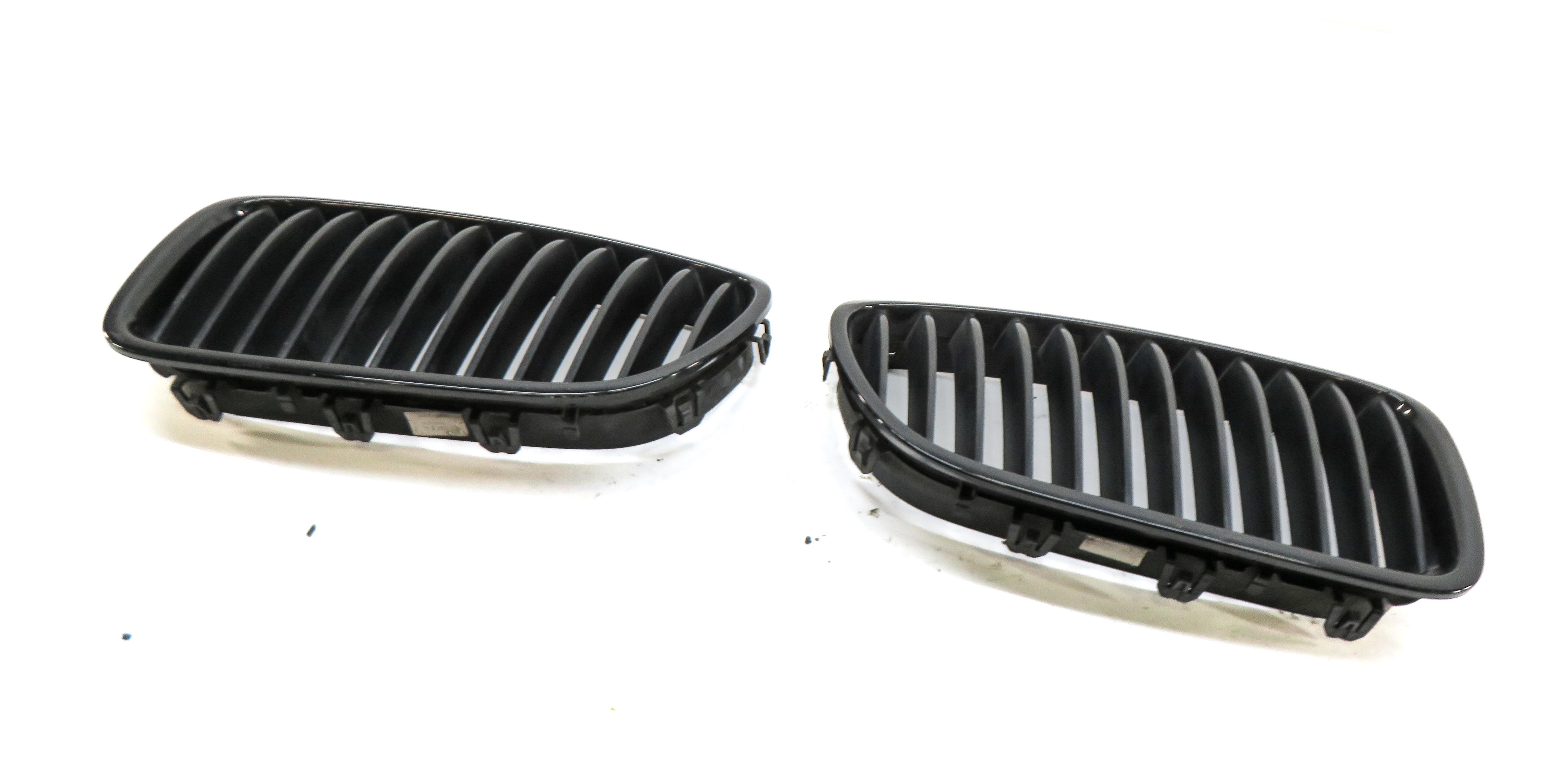 2011-2013 BMW 528i 535i 550i M5 (F10) FRONT HOOD VENT GRILLE SET-2 (BLACK) — exact item pictured