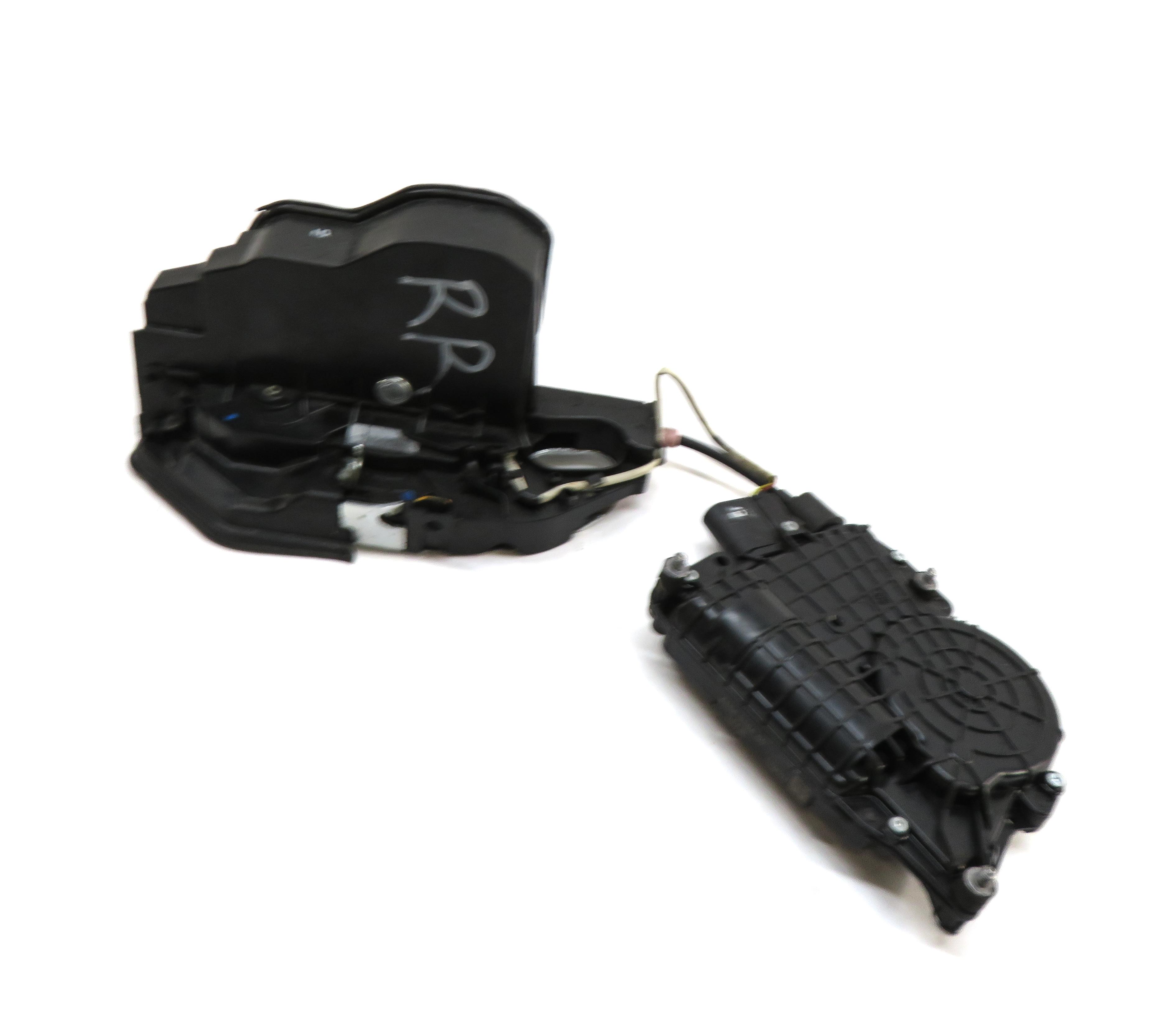 2011-2016 BMW 528i 535i 550i M5 (F10) RIGHT REAR SOFT CLOSE DOOR LOCK LATCH SET — exact item pictured