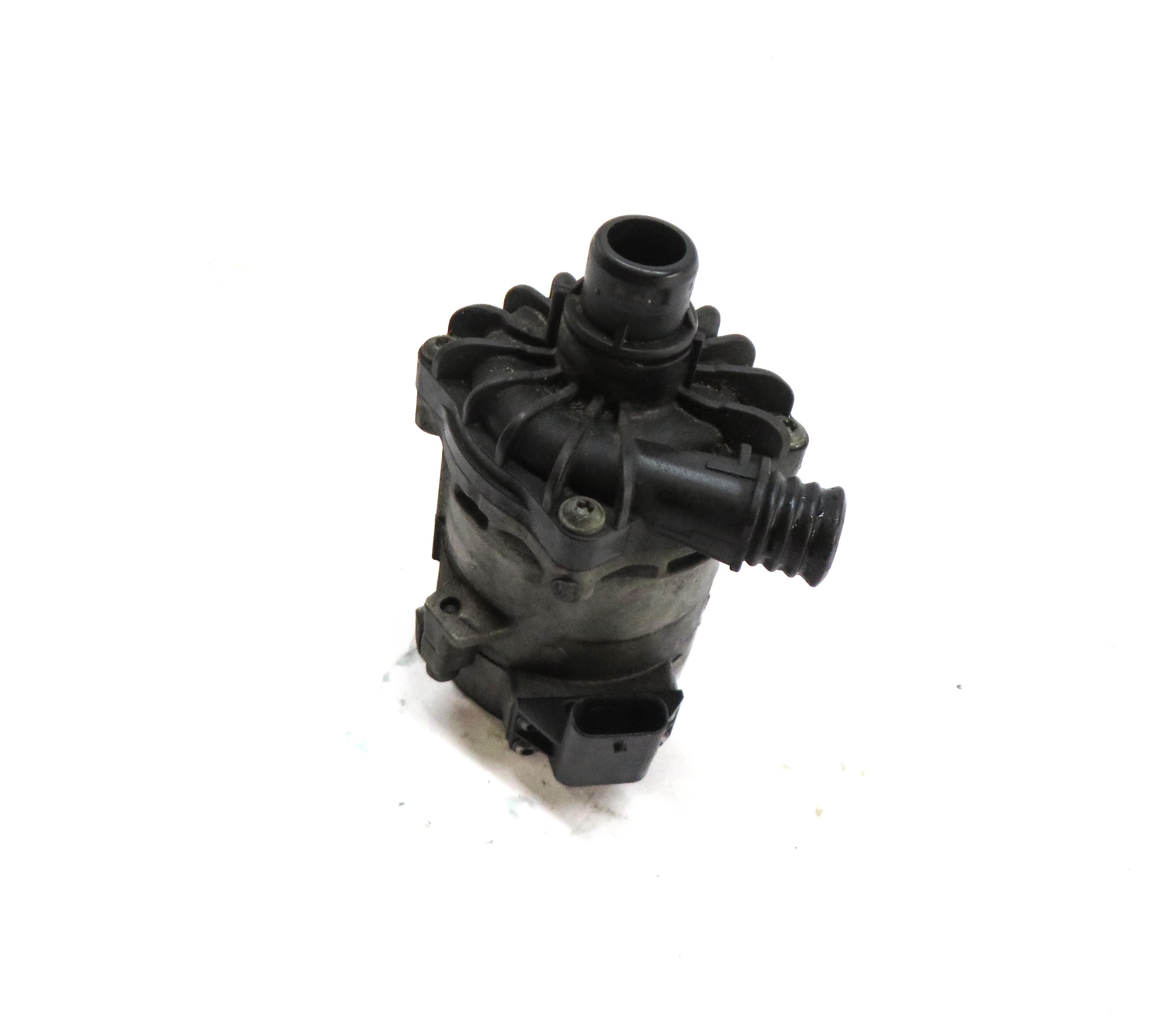 2012-2019 BMW M5 M6 ///M (F06 F10 F12 F13) 4.4L S63T ENGINE AUXILIARY WATER PUMP — exact item pictured