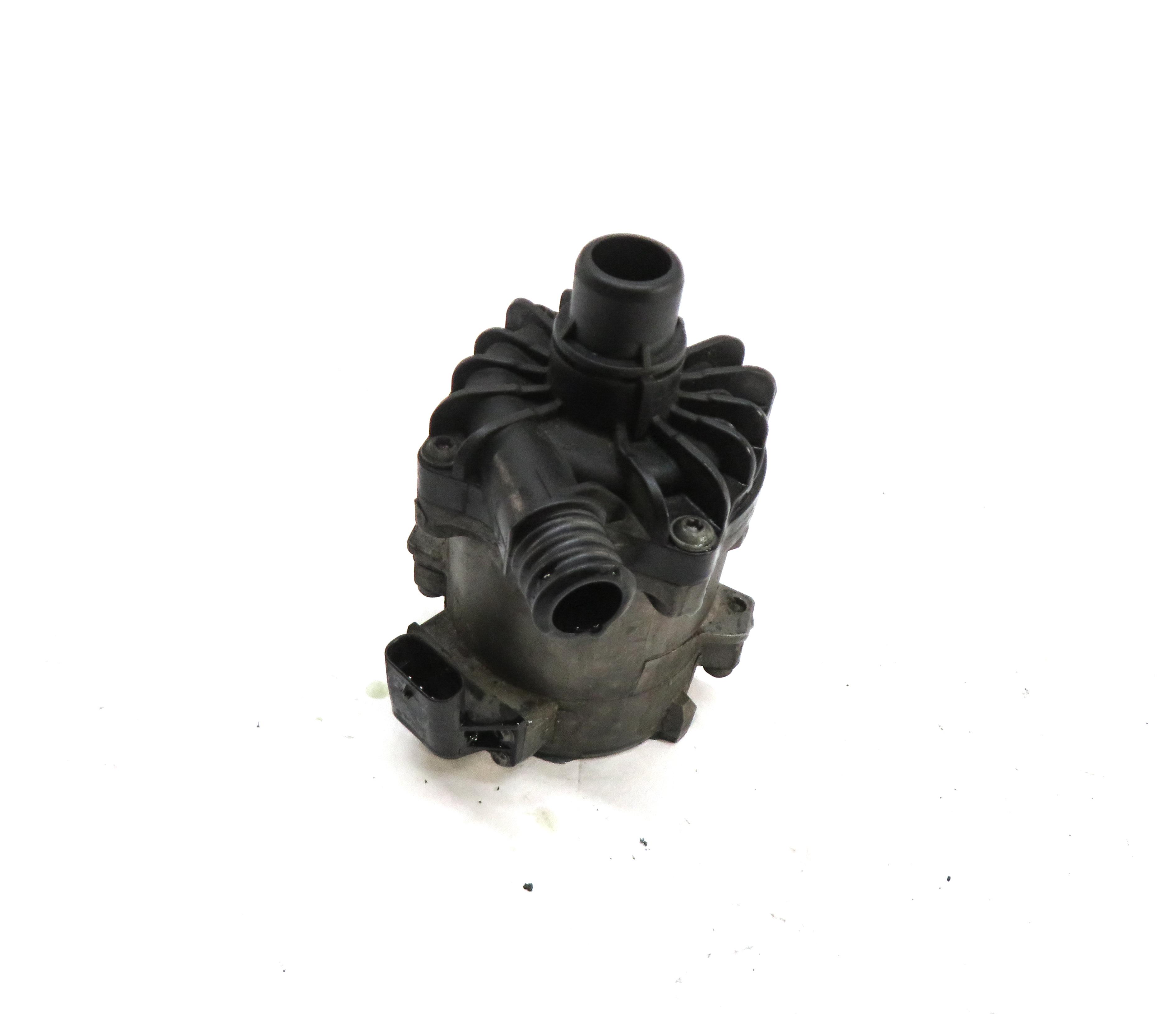 2012-2019 BMW M5 M6 ///M (F06 F10 F12 F13) 4.4L S63T ENGINE AUXILIARY WATER PUMP — exact item pictured