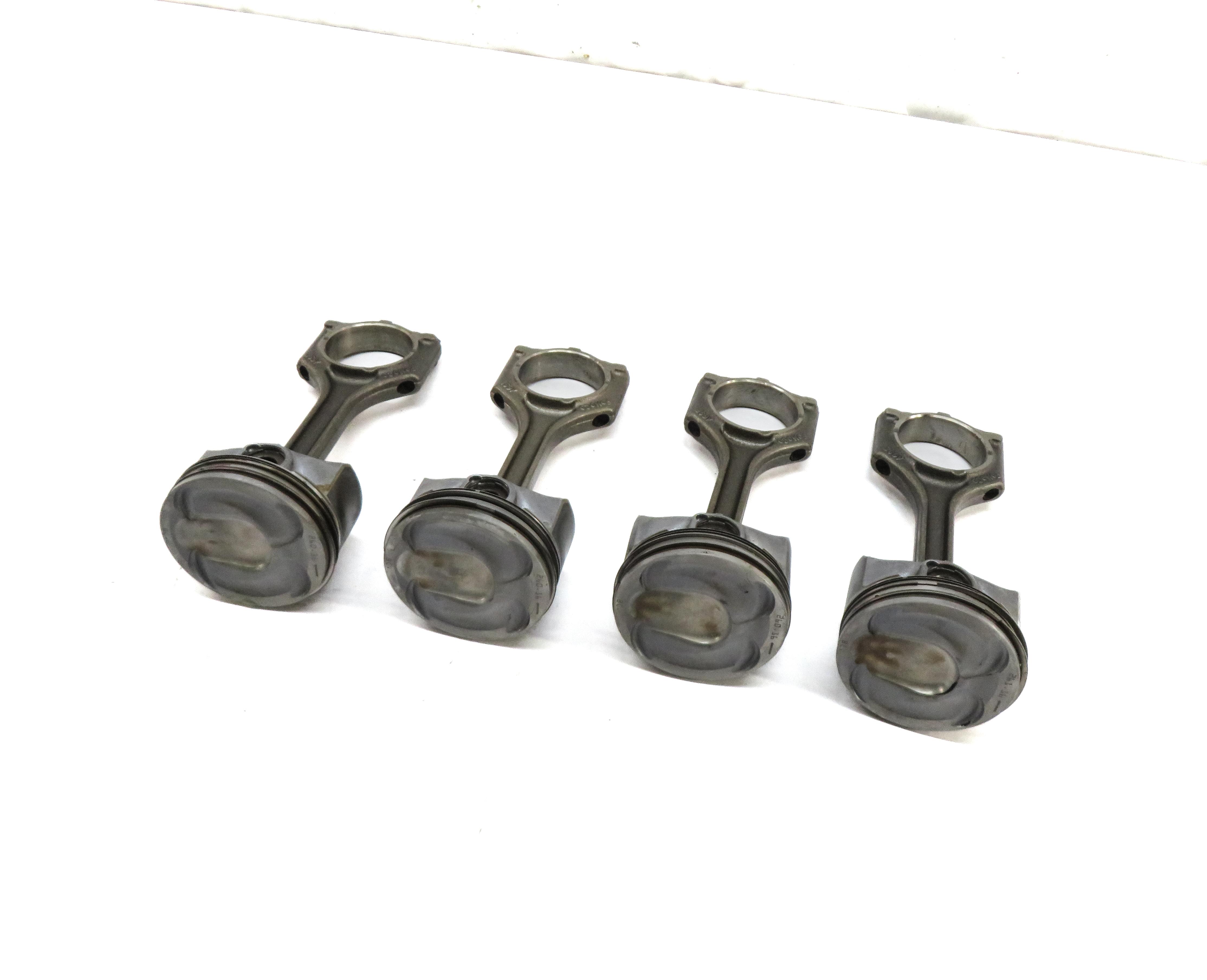 2017 DISCOVERY SPORT (L550) 2.0L TURBO ENGINE PISTON w/ CONNECTING ROD SET-4 — exact item pictured