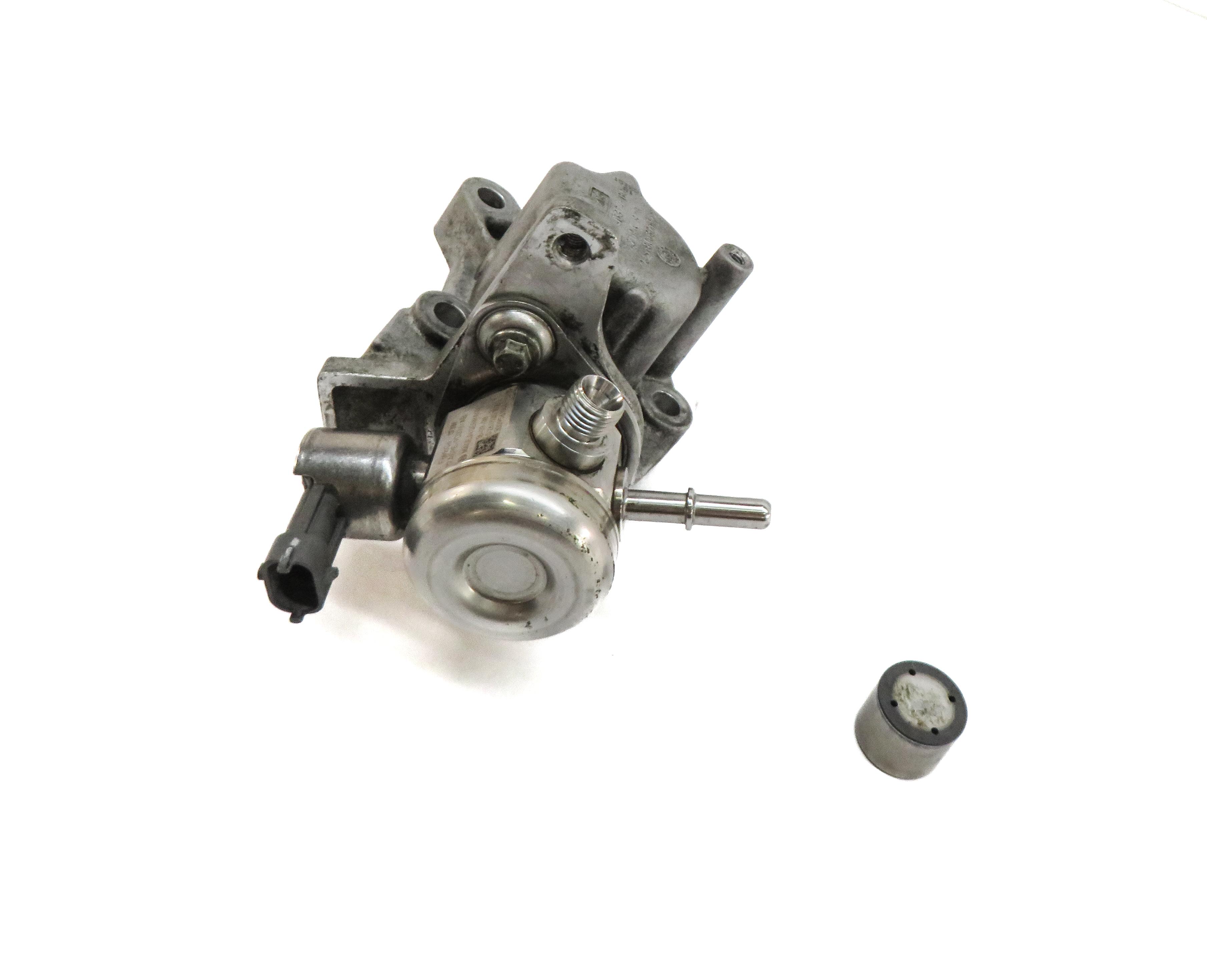 12-17 LR2 DISCOVERY SPORT RANGE ROVER EVOQUE (L538 L550) HIGH PRESSURE FUEL PUMP — exact item pictured