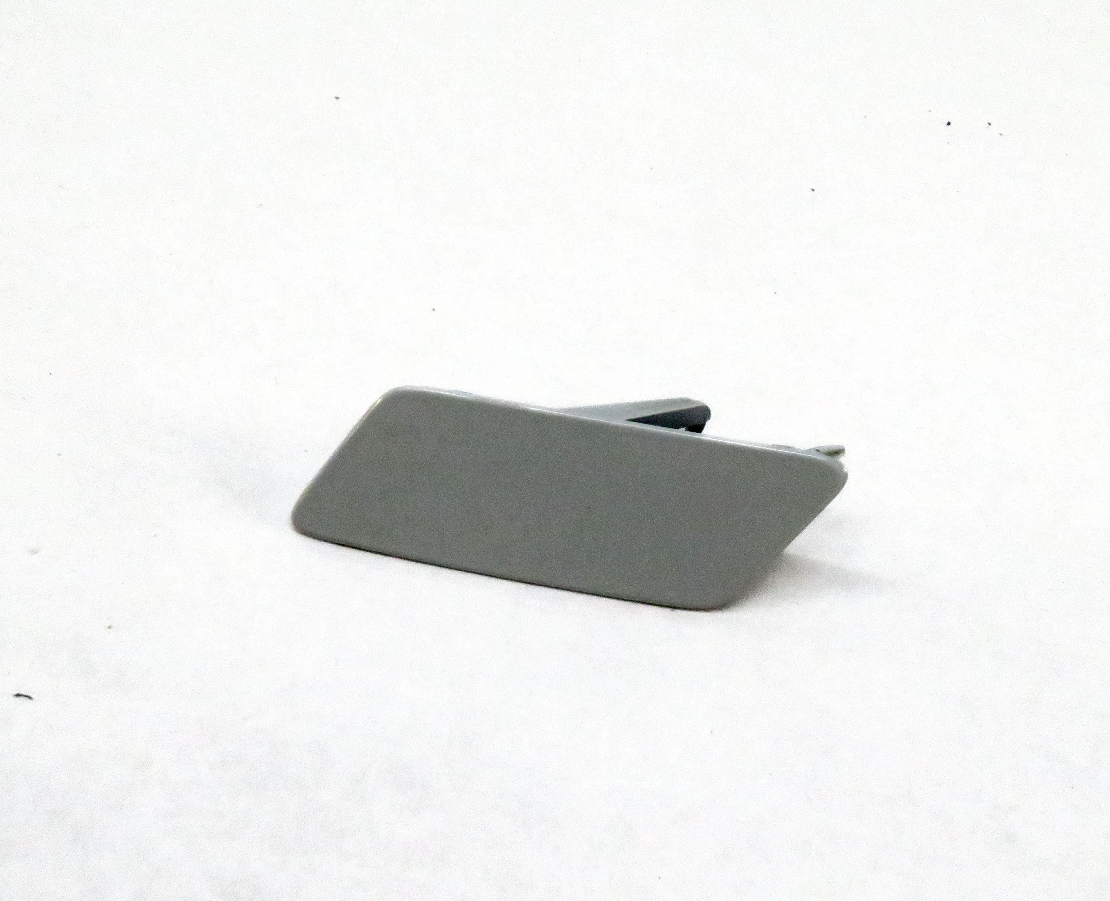 2017 LAND ROVER DISCOVERY SPORT (L550) FRONT LEFT HEADLIGHT WASHER TRIM (WHITE) — exact item pictured
