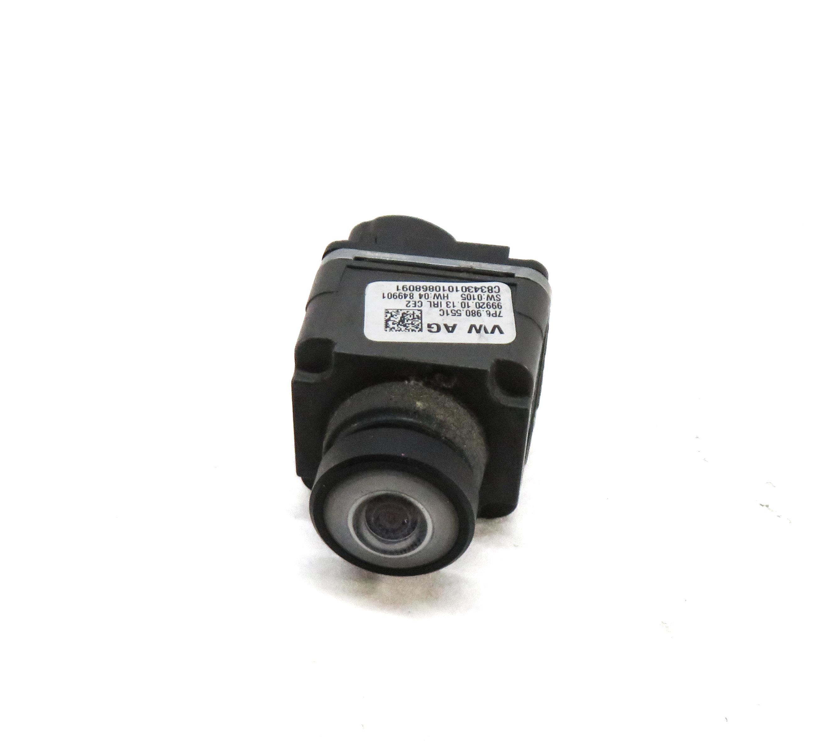2014 AUDI Q7 (4L) FRONT BUMPER SURROUND VIEW CAMERA 7P6980551C — exact item pictured