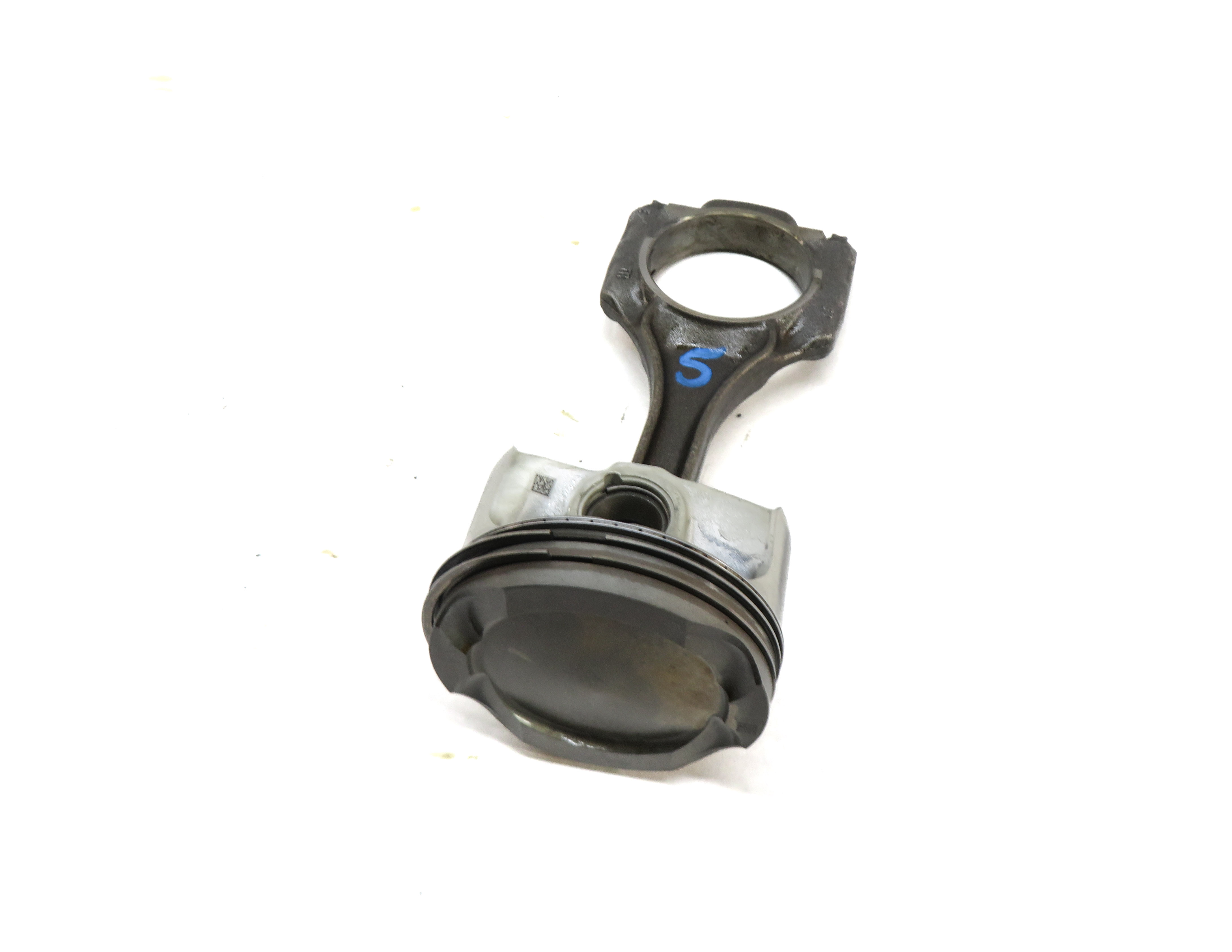 13-18 BMW X5 X6 5 6 7 (F01 F02 F06 F07 F10 F12) 4.4L N63 ENGINE PISTON w/ ROD — exact item pictured