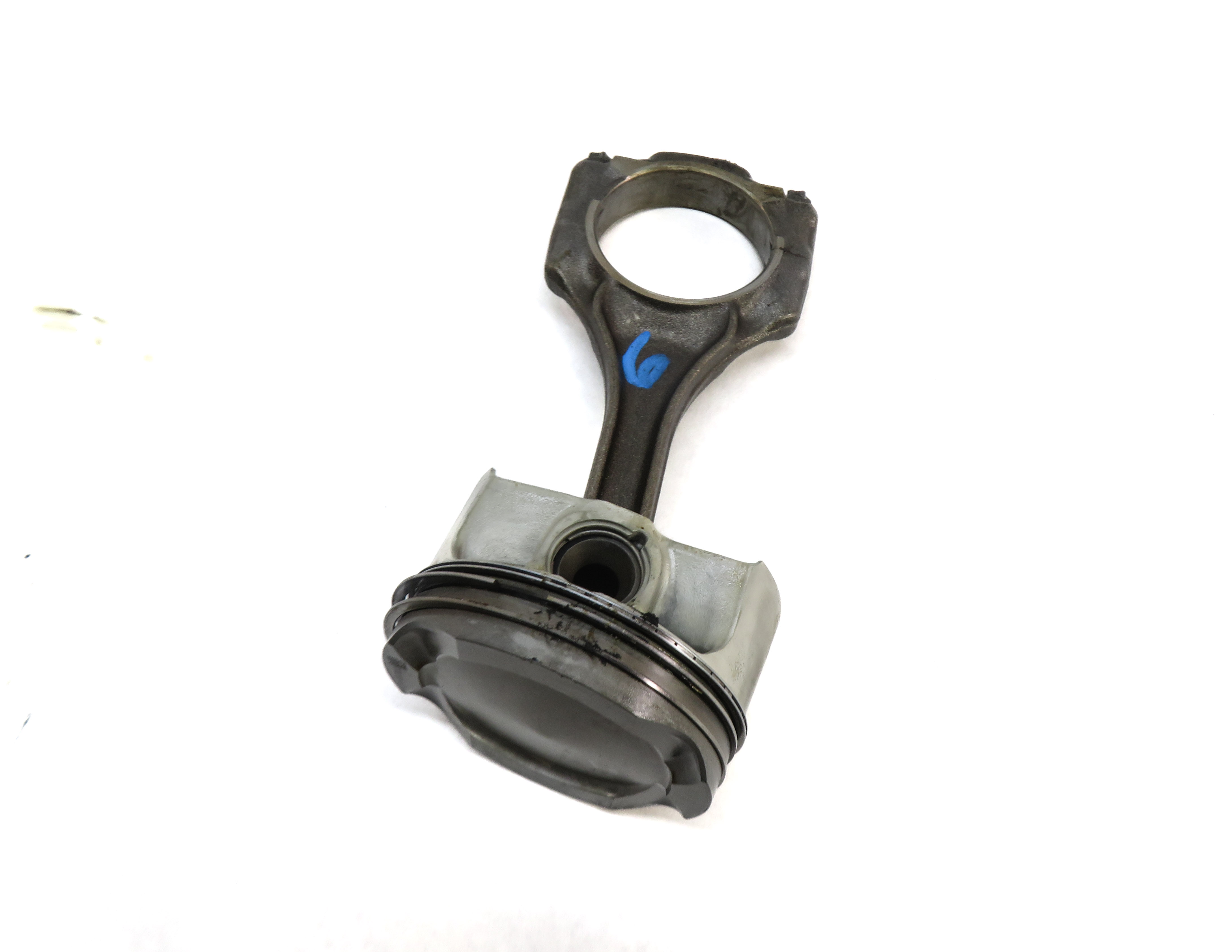 13-18 BMW X5 X6 5 6 7 (F01 F02 F06 F07 F10 F12) 4.4L N63 ENGINE PISTON w/ ROD — exact item pictured