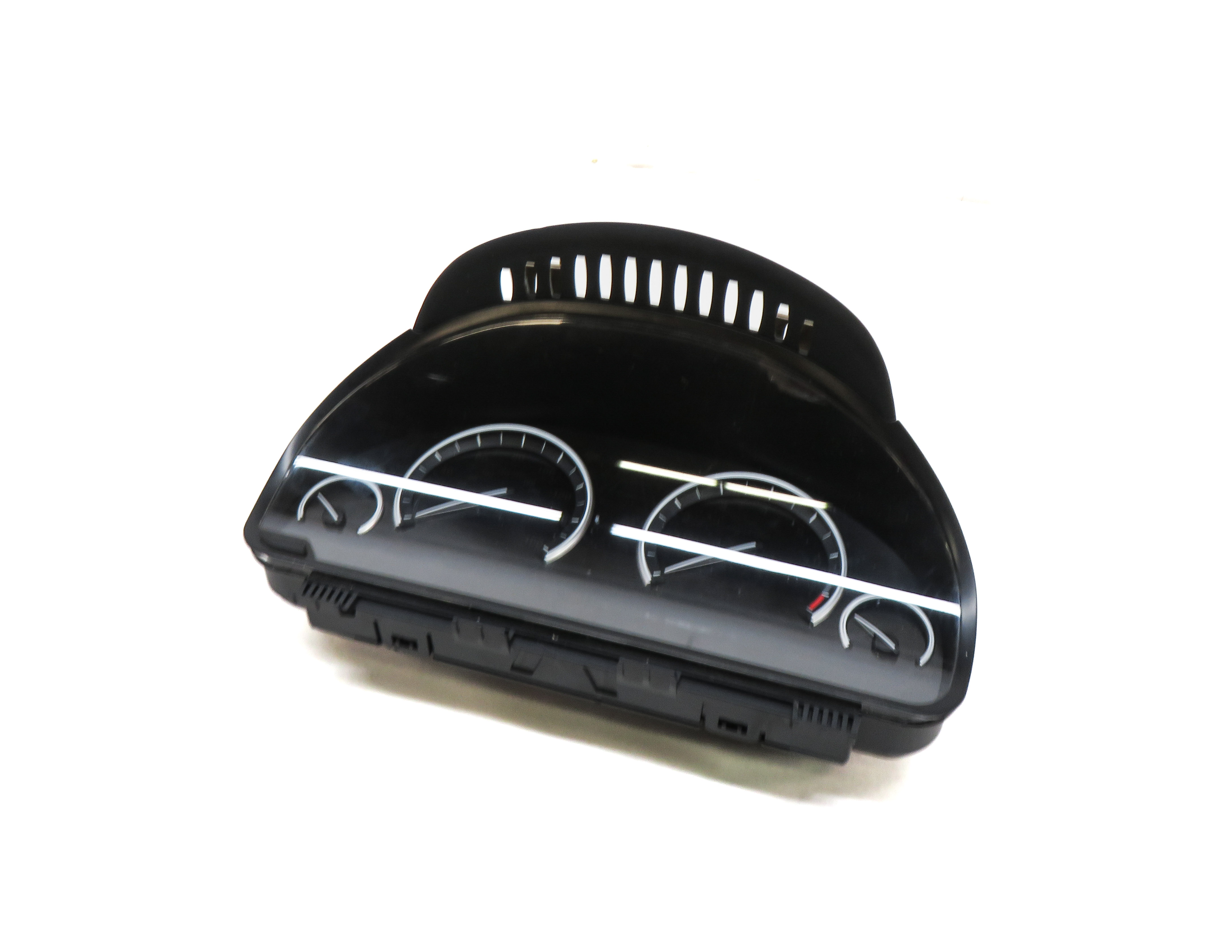 14-18 BMW X5 (F15) ANALOG SPEEDOMETER WITH SCREEN BELOW GUAGES (GAS MPH) (108k) — exact item pictured