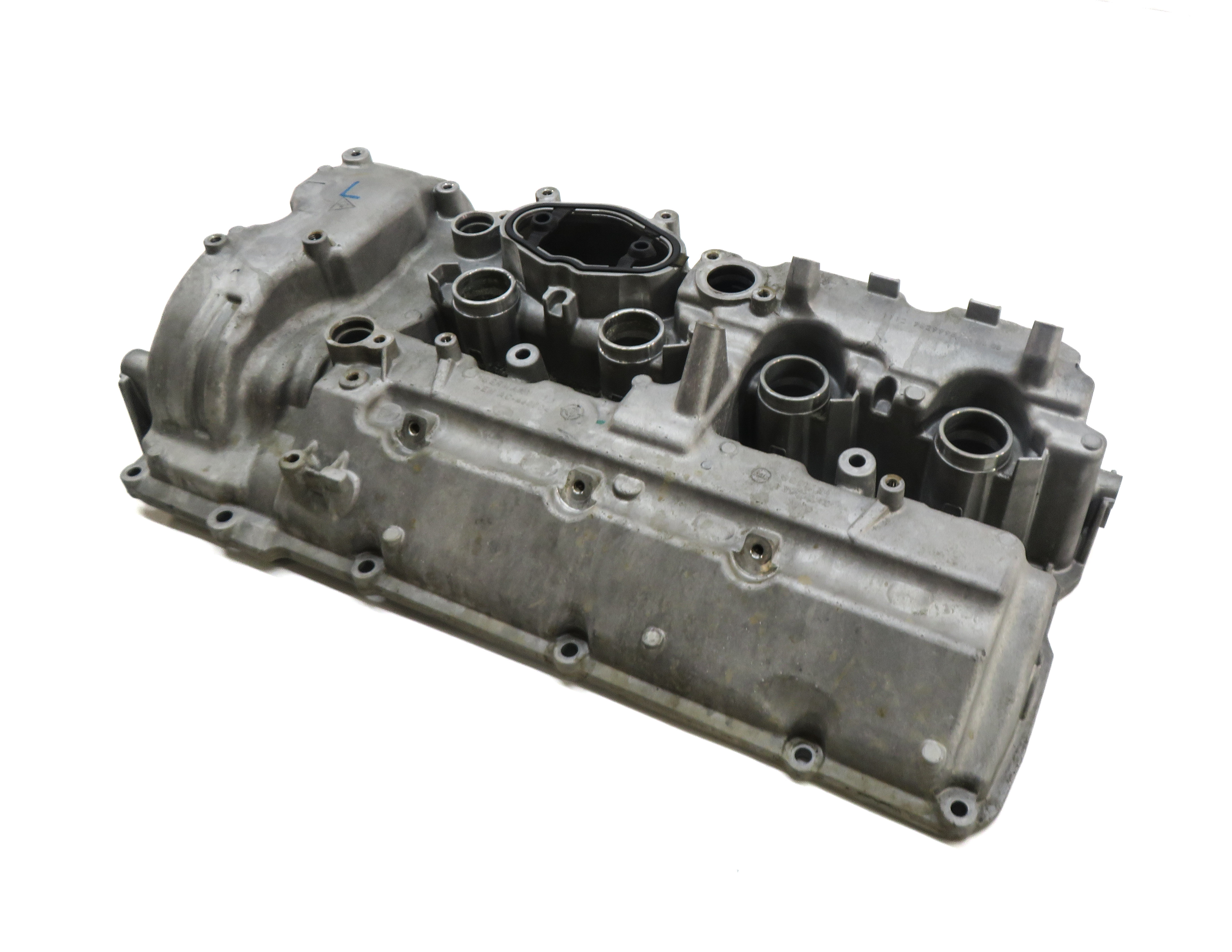 13-19 BMW 5 6 7 M5 M6 X5 X6 (F01 F06 F10 E70 E71) 4.4L N63 S63 LEFT VALVE COVER — exact item pictured