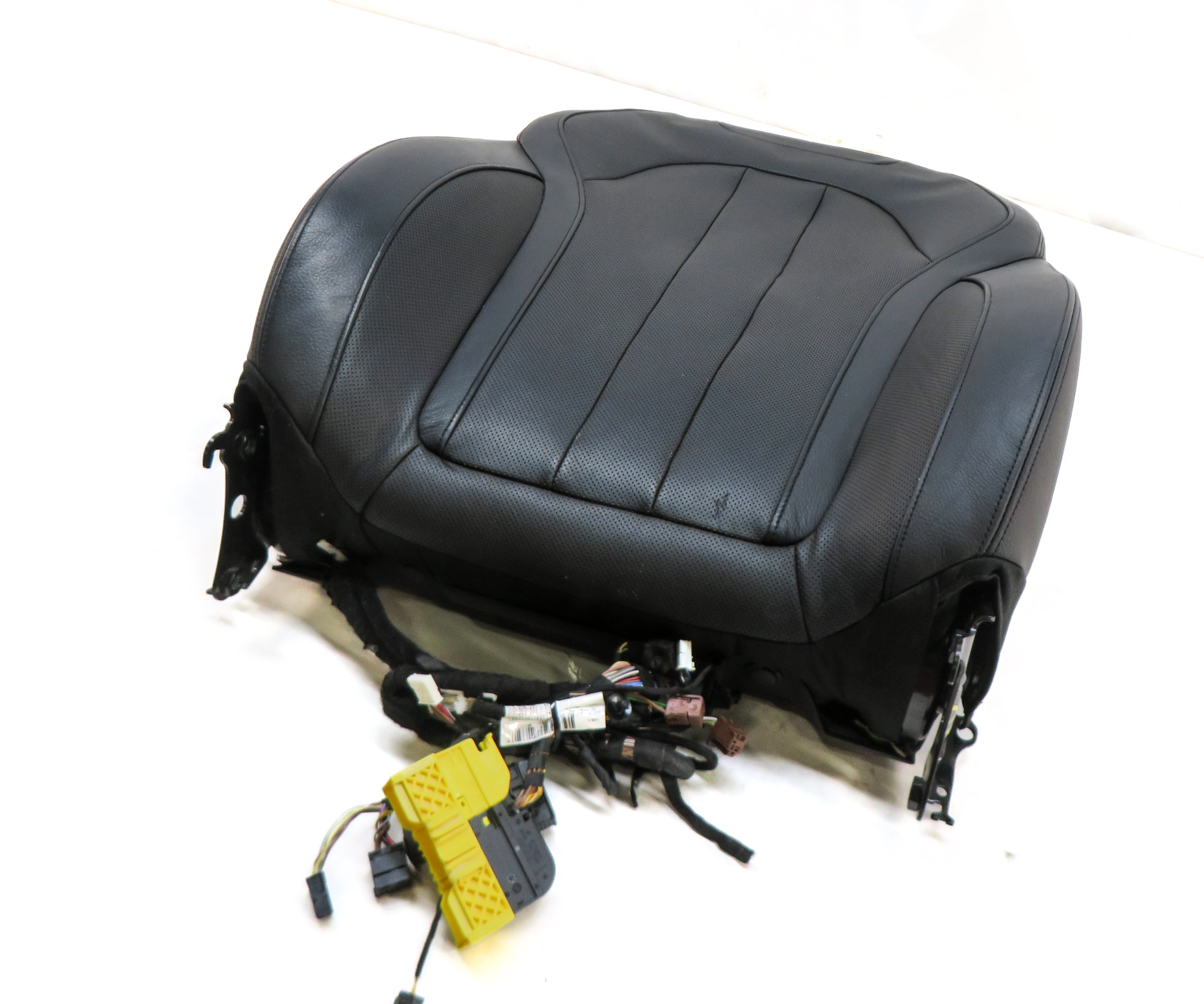 2015 BMW X5 (F15) FRONT RIGHT PASSENGER UPPER SEAT CUSHION (Black) — exact item pictured