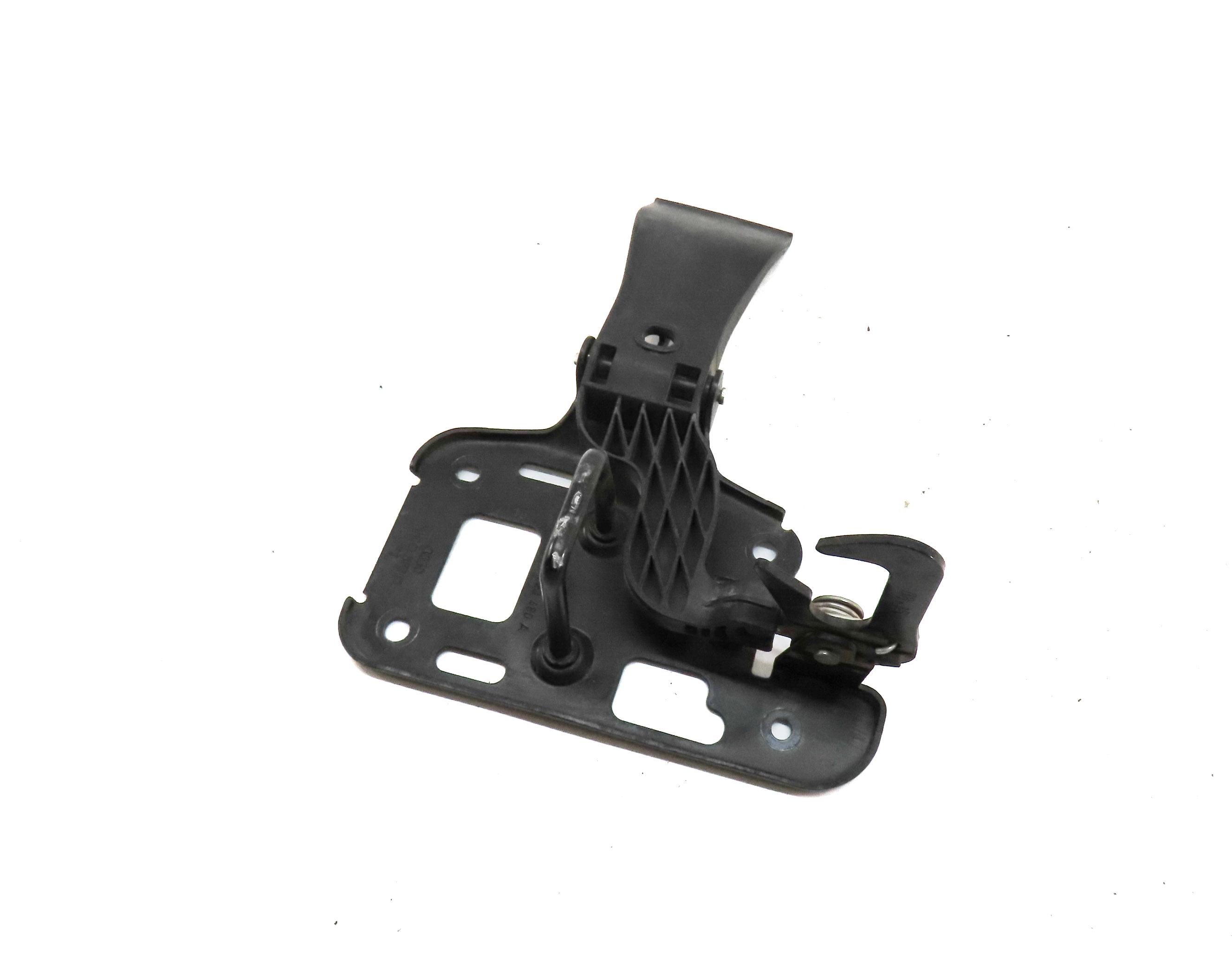 2016 AUDI Q5 (B8 8R) HOOD SAFETY CATCH HOOK & RELEASE LEVER 8R0823480A — exact item pictured