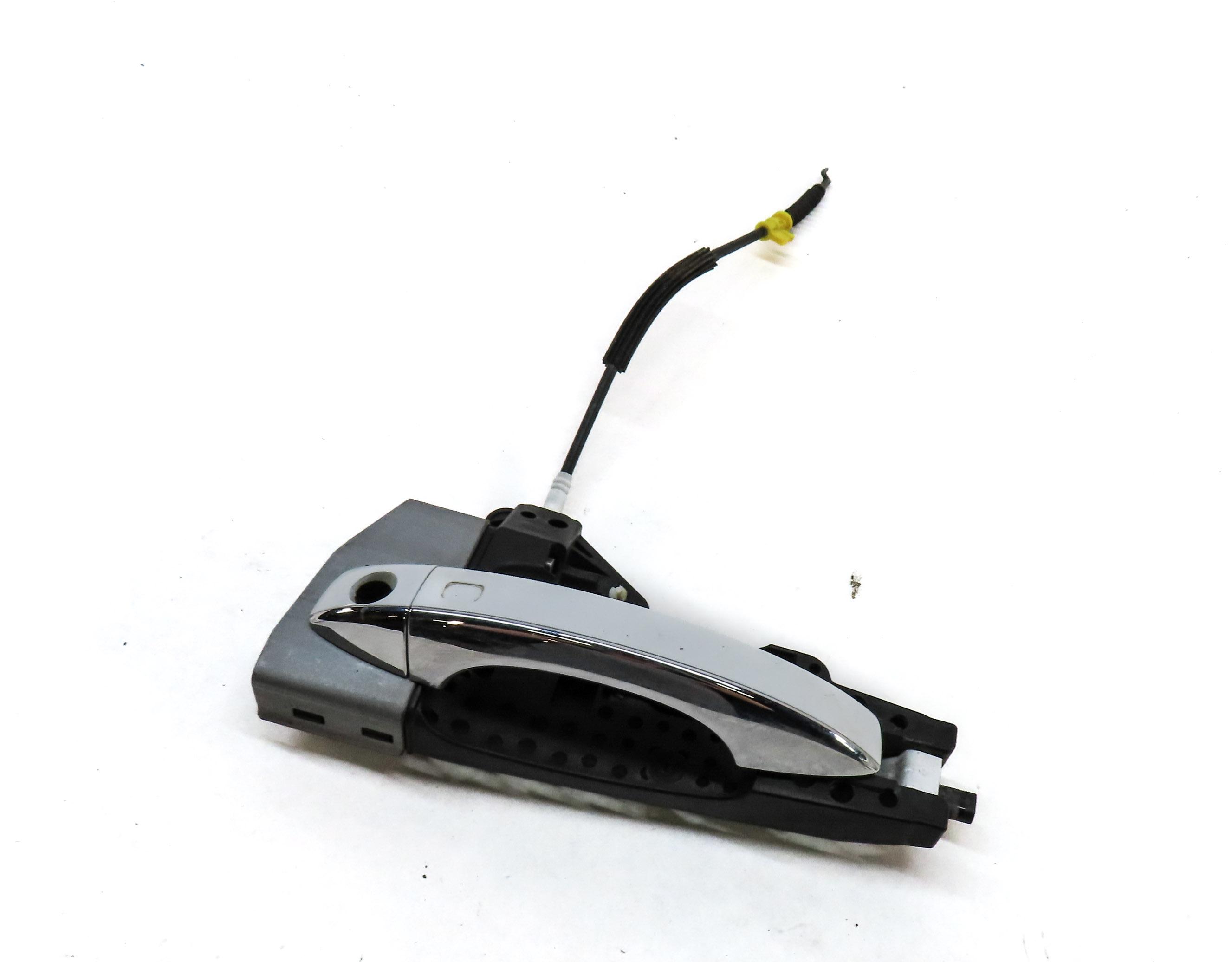 09-17 AUDI A4 S4 Q5 (B8 8K 8R) LEFT FRONT DRIVER EXTERIOR DOOR HANDLE (WHITE) — exact item pictured