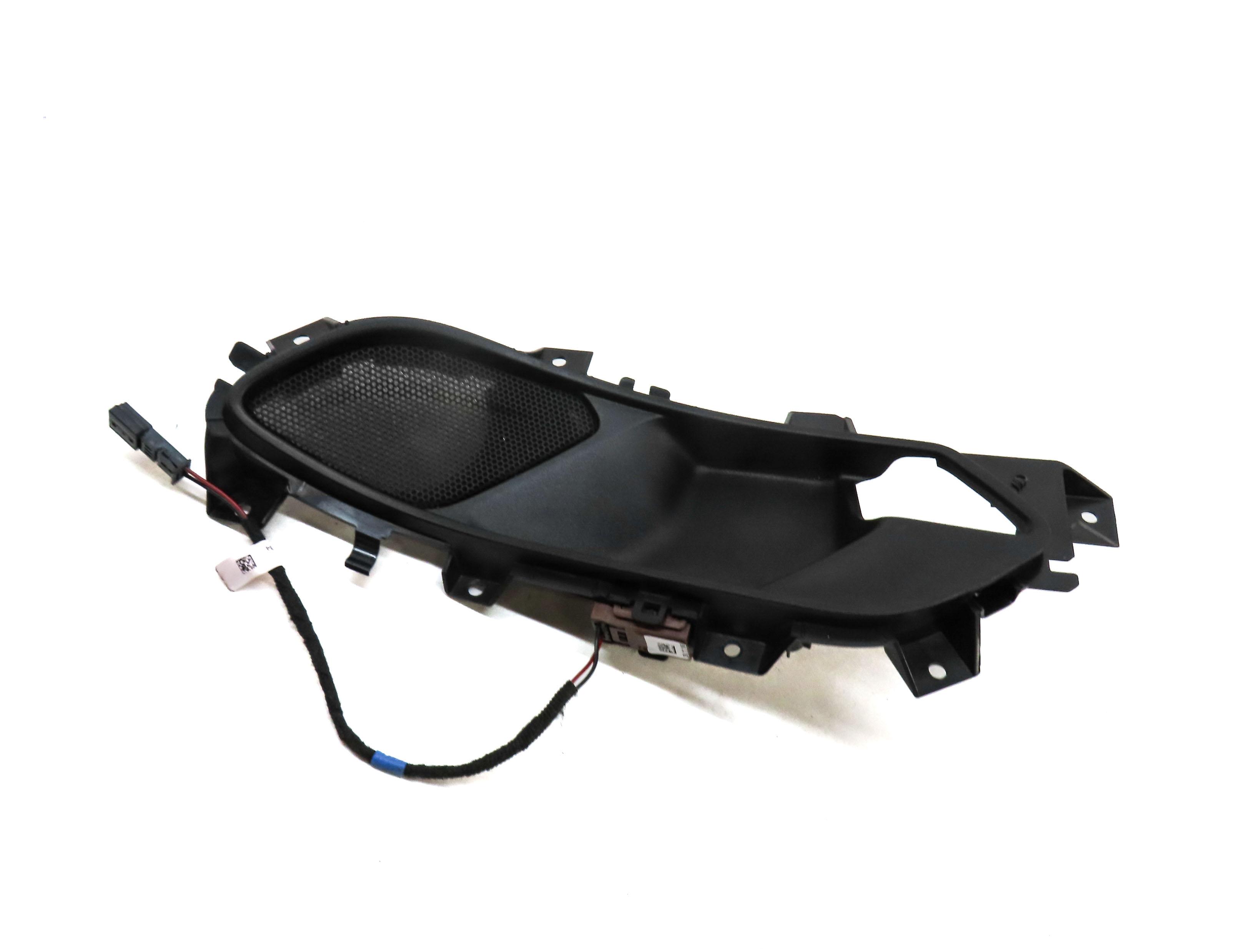 2020 LAND ROVER DISCOVERY SPORT (L550) REAR LEFT DOOR HANDLE TRIM (BLACK) — exact item pictured