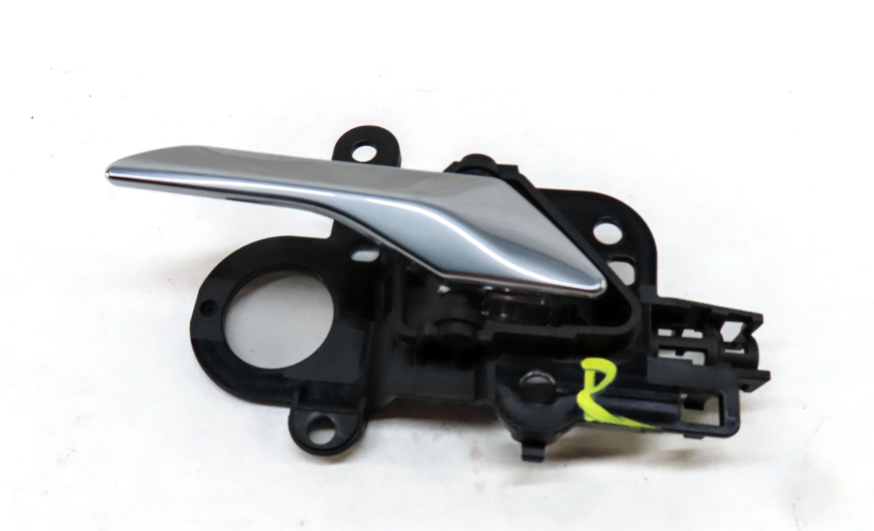 2020 LAND ROVER DISCOVERY SPORT (L550) FRONT LEFT DRIVER DOOR HANDLE TRIM & LOCK — exact item pictured