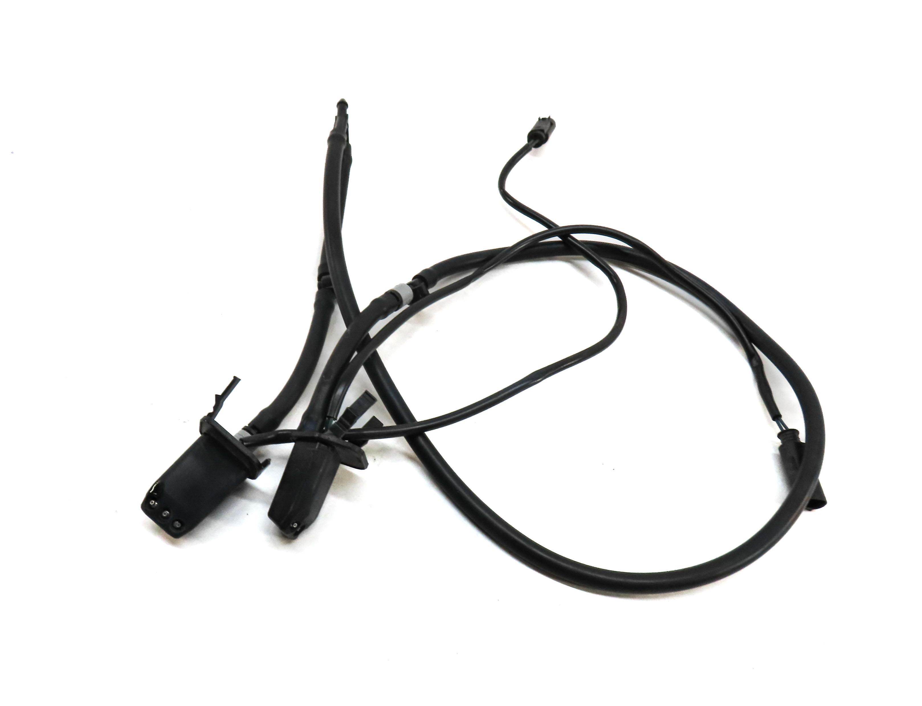 2020 DISCOVERY SPORT L550 FRONT LEFT & RIGHT HEADLIGHT WASHER NOZZLE SET & HOSES — exact item pictured