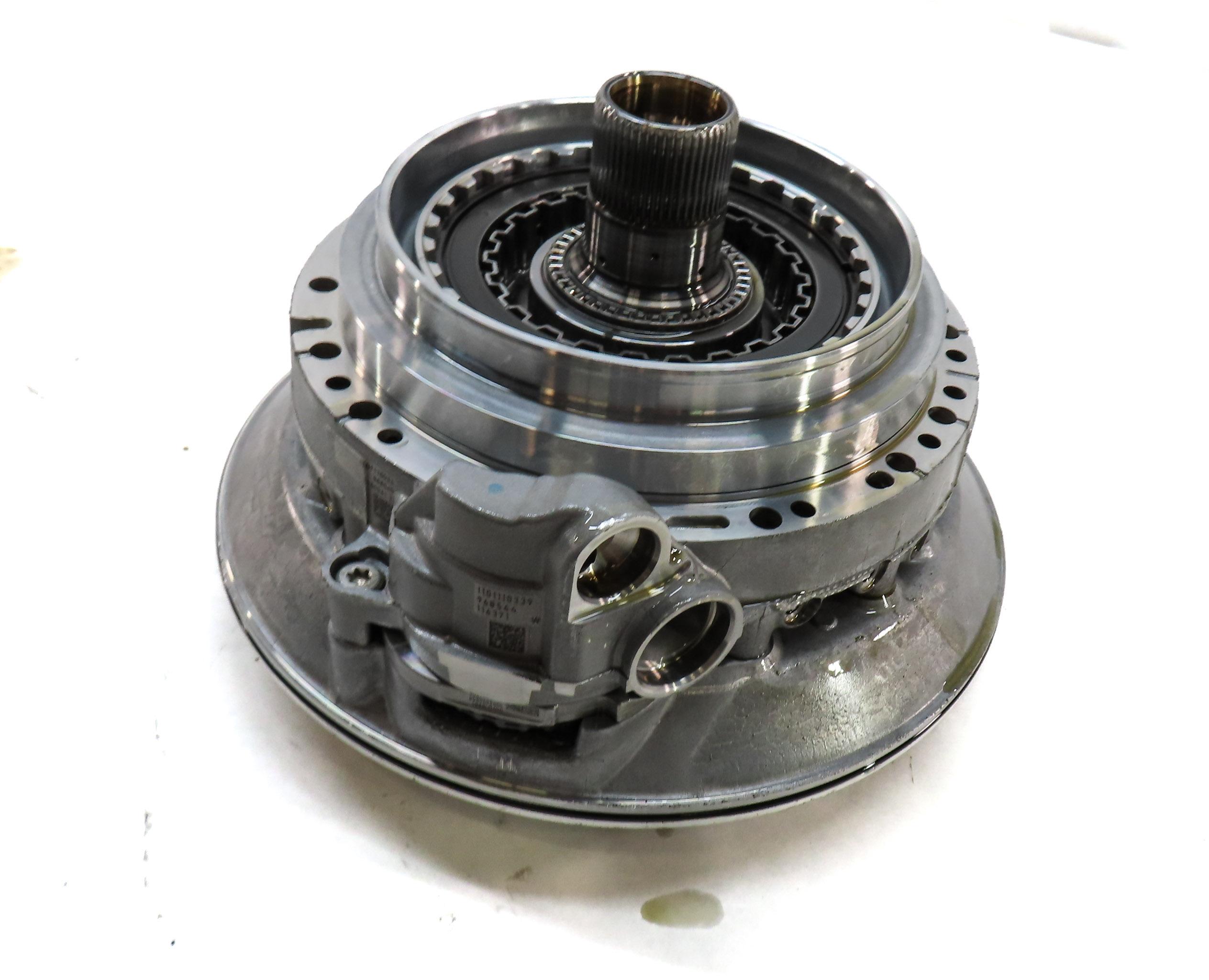 17-21 BMW 2 3 3GT 4 F22 F30 F32 F34 2.0L 8 SPEED AUTO AWD TRANSMISSION OIL PUMP — exact item pictured