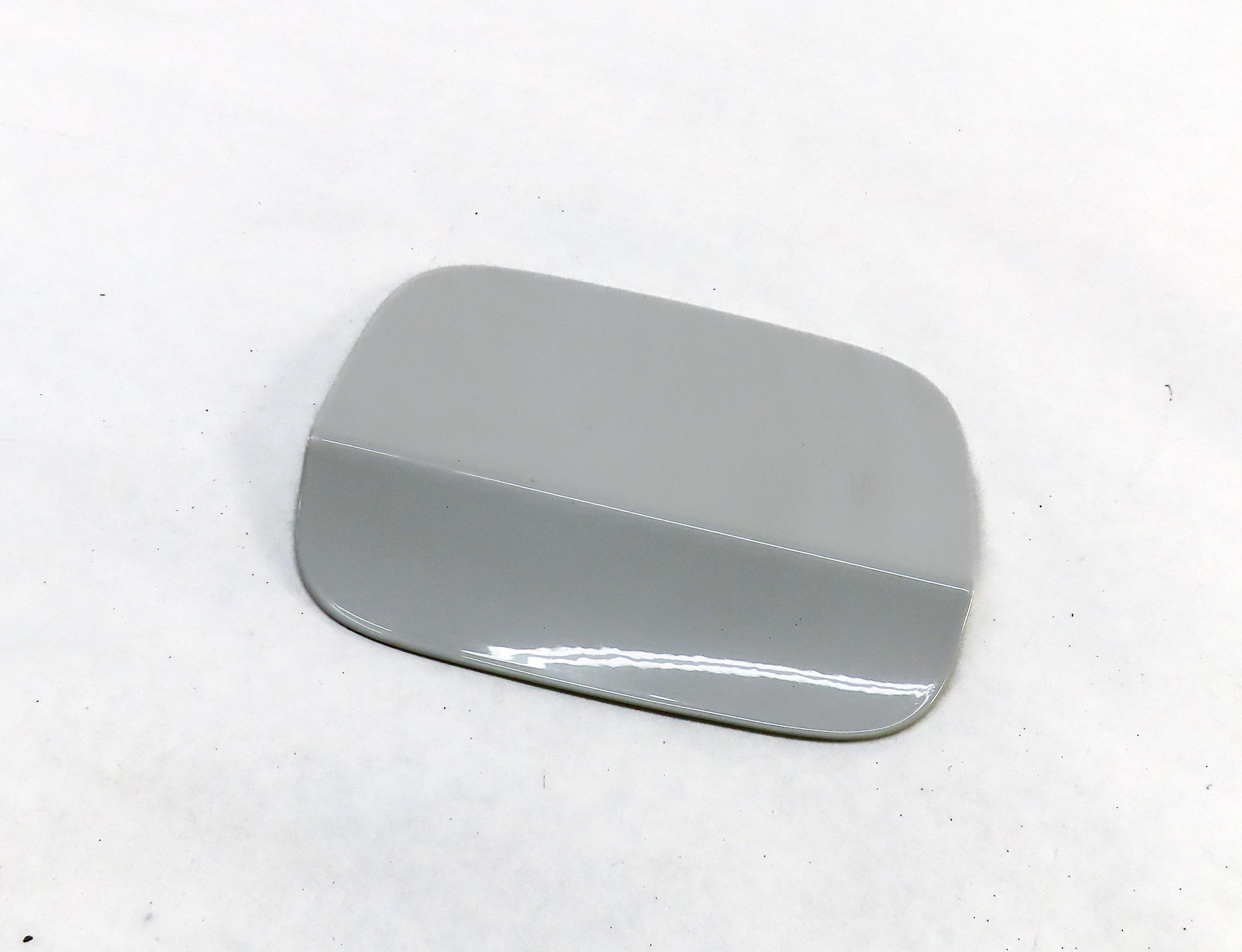 07-13 BMW X5 (E70) GAS TANK FUEL DOOR LID COVER TRIM (ALPINE WHITE 3 300) — exact item pictured