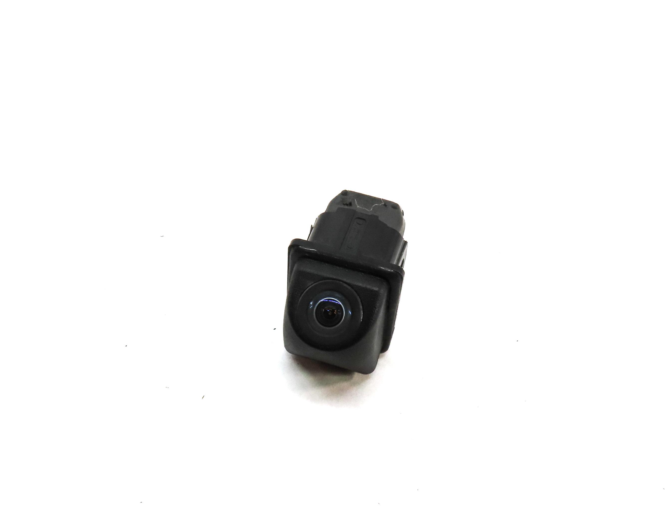 09-18 BMW 2 3 4 5 7 M5 X3 X5 X6 (F01 F07 F10 F15 F16 F30 F32) REARVIEW CAMERA — exact item pictured