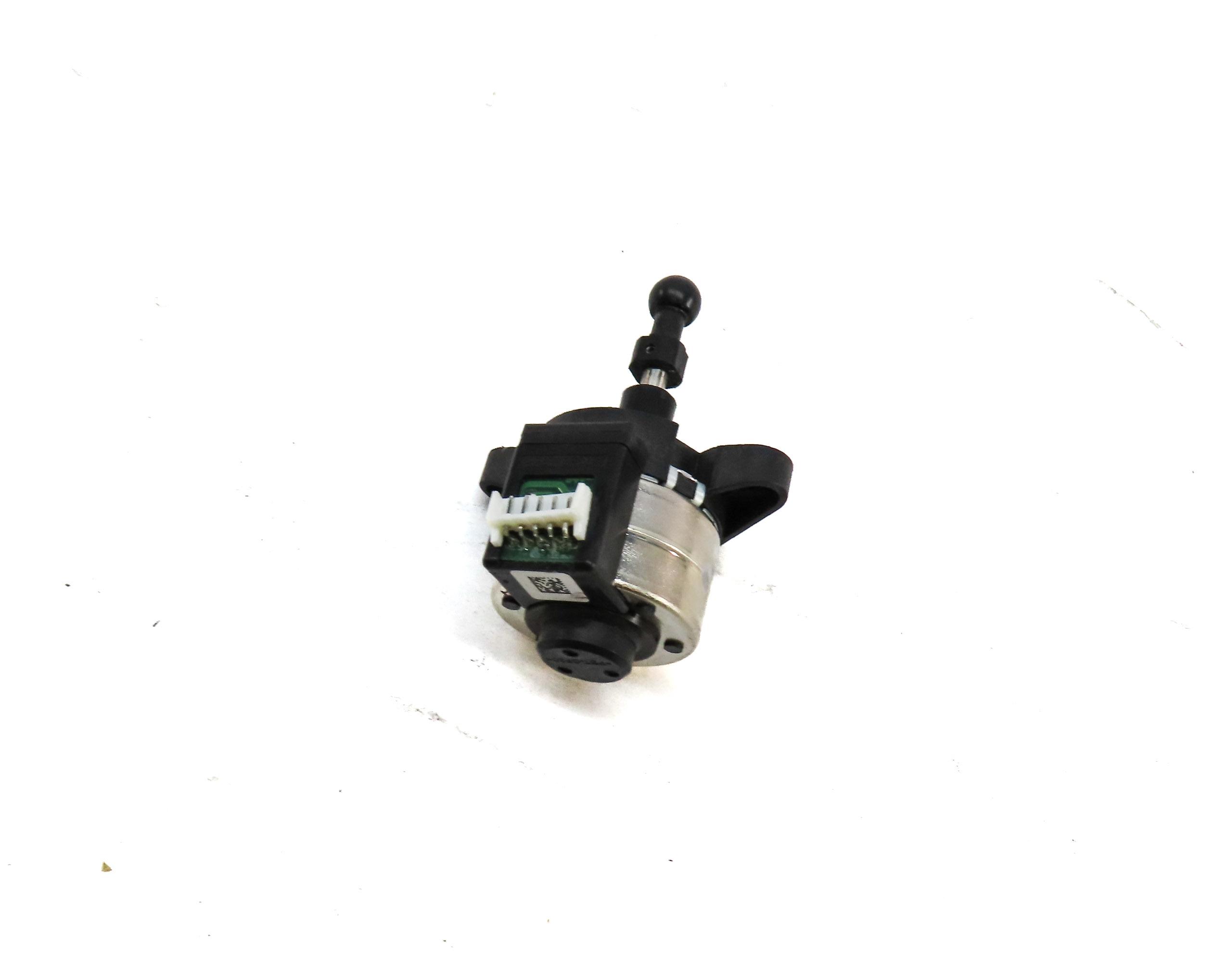 2013 AUDI A6 (C7) FRONT LEFT DRIVER HEADLIGHT HEAD LIGHT STEPPER MOTOR 163439 — exact item pictured