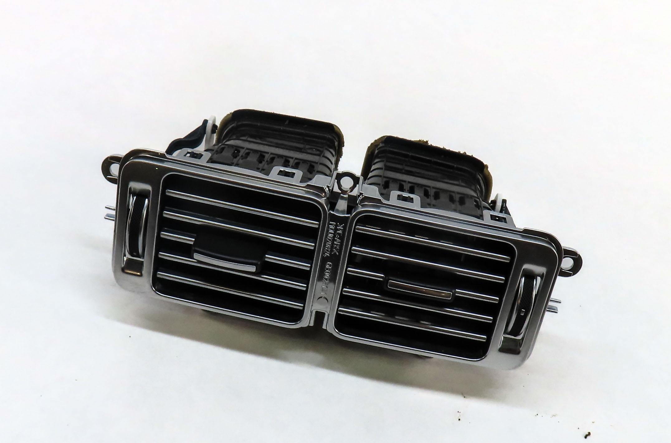 2014 LAND RANGE ROVER (L405) REAR CENTER CONSOLE A/C HEATER AIR VENT (SILVER) — exact item pictured