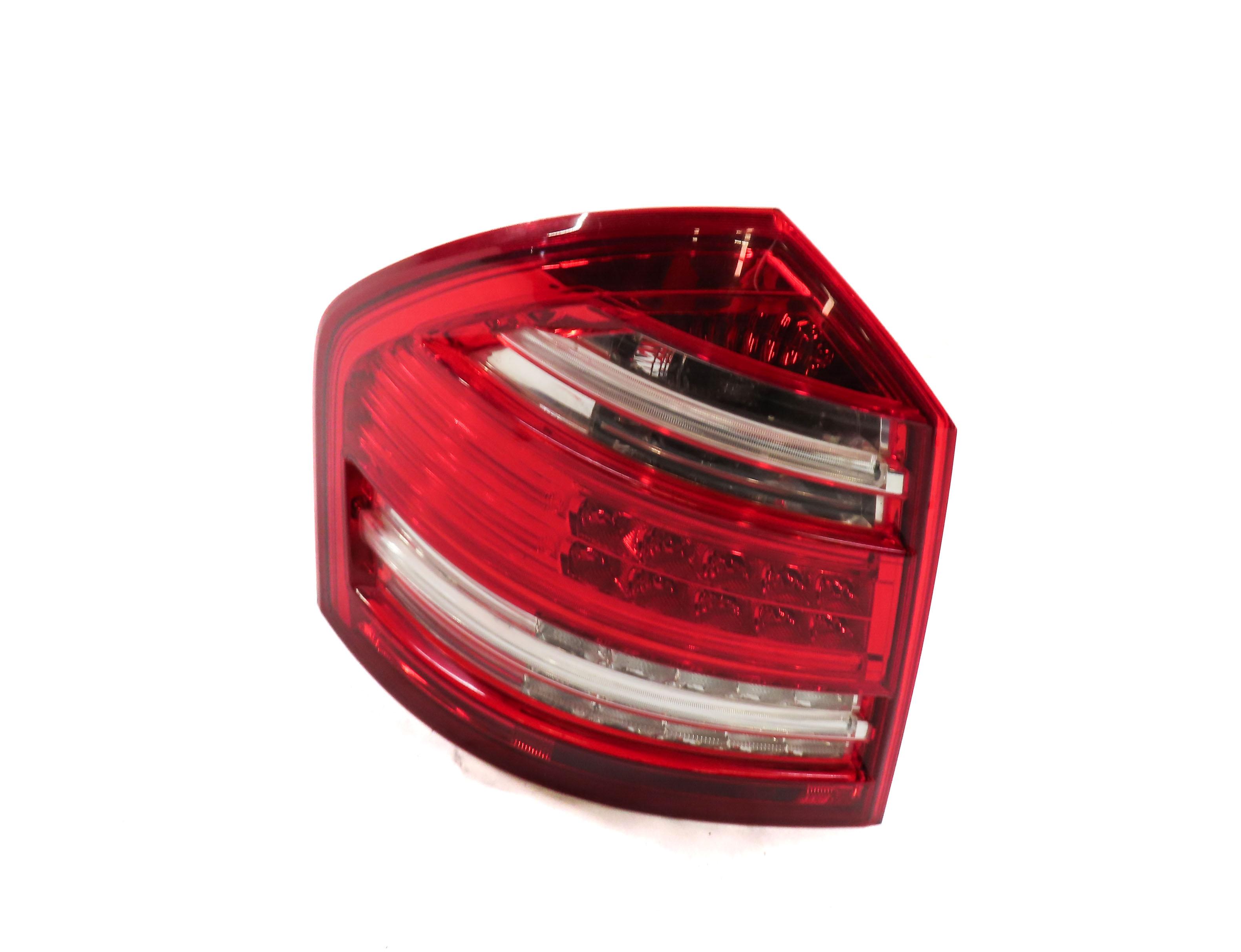 2010-2012 MB GL350 GL450 GL550 (X164) LEFT DRIVER TAILLIGHT BRAKE LIGHT LAMP — exact item pictured
