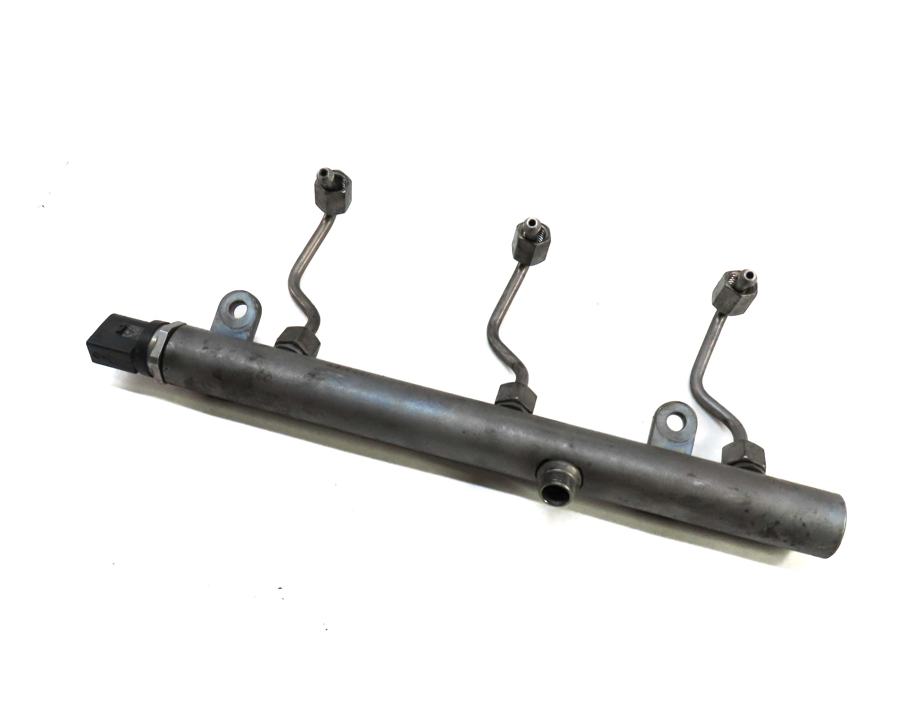 2012 MERCEDES GL350 X164 3.0L OM642 TURBO DIESEL ENGINE RIGHT FUEL RAIL w/ LINES — exact item pictured