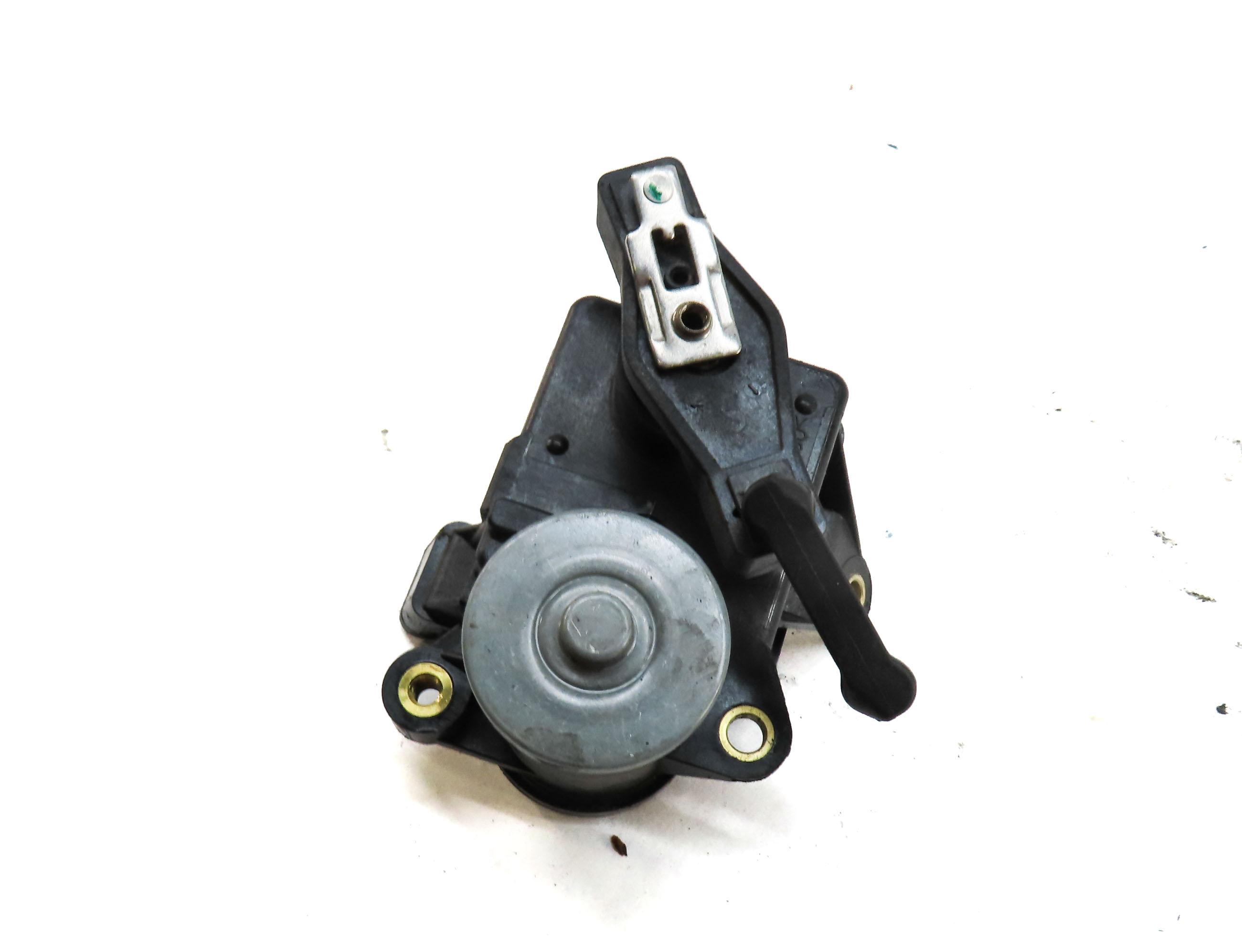 12 MERCEDES GL350 X164 3.0L DIESEL ENGINE INTAKE MANIFOLD RUNNER SERVO ACTUATOR — exact item pictured