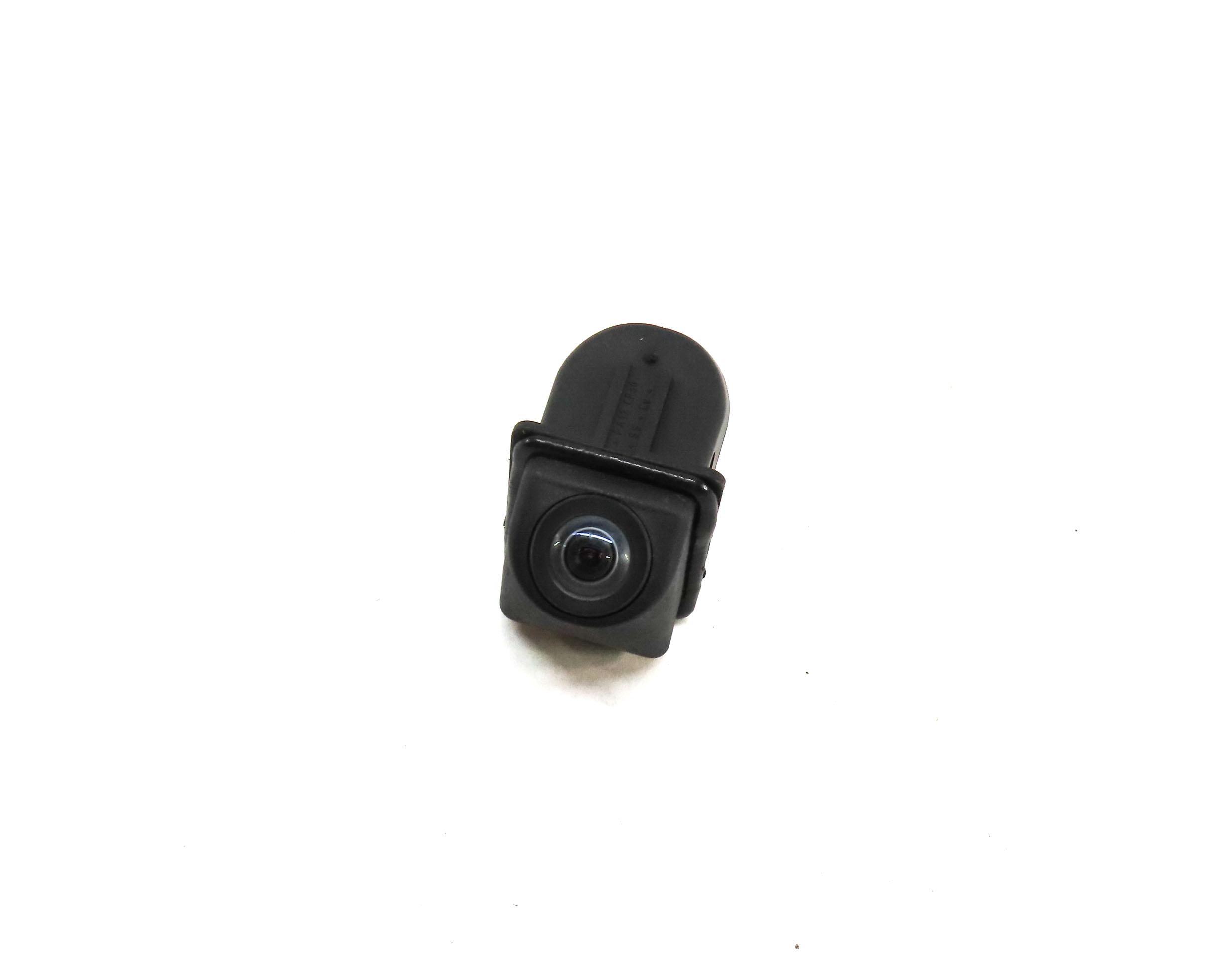 09-18 BMW 2 3 4 5 7 M5 X3 X5 X6 (F01 F07 F10 F15 F16 F30 F32) REARVIEW CAMERA — exact item pictured
