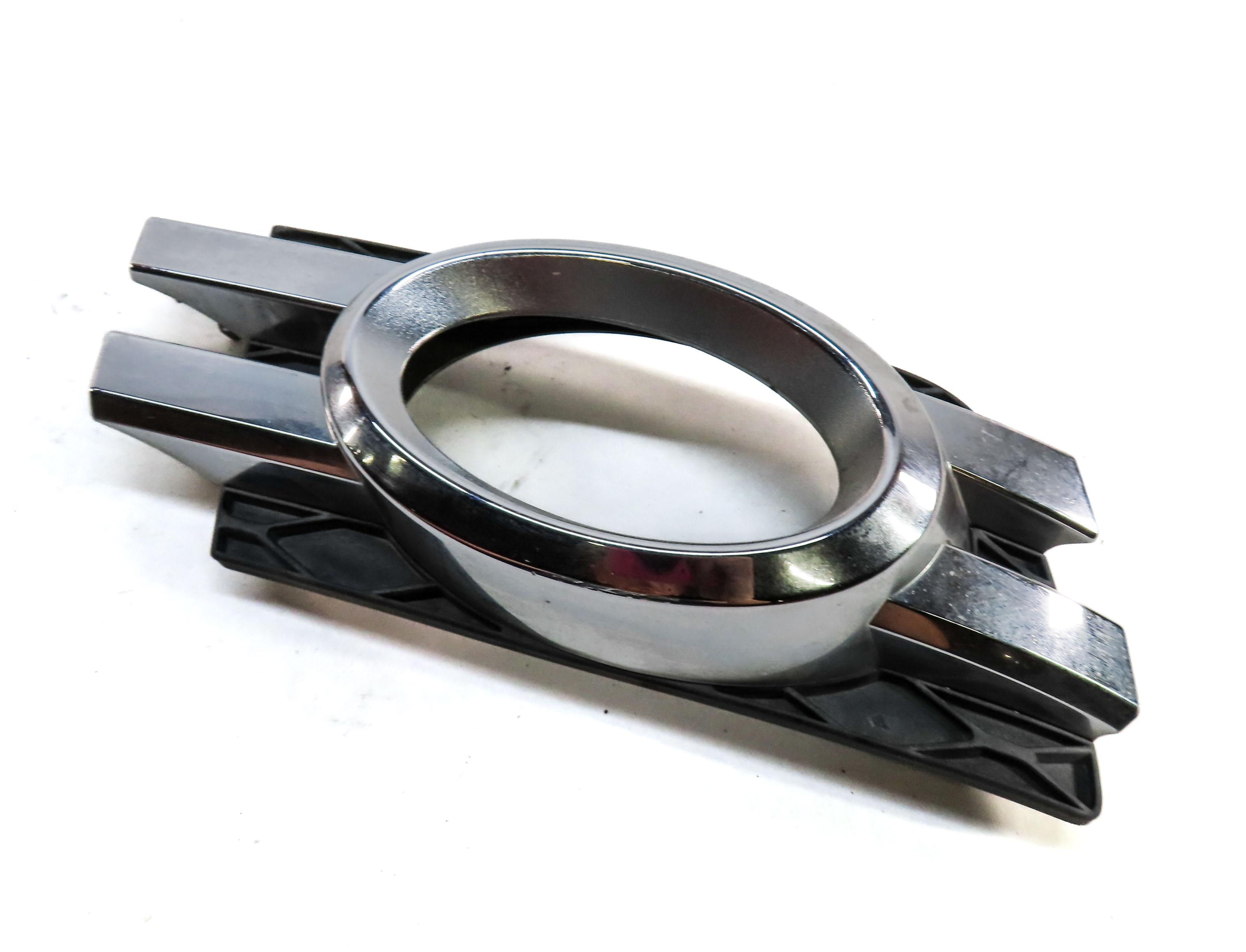 2008 MERCEDES GL450 X164 FRONT RIGHT LOWER BUMPER FOG LIGHT TRIM BLACK & SILVER — exact item pictured