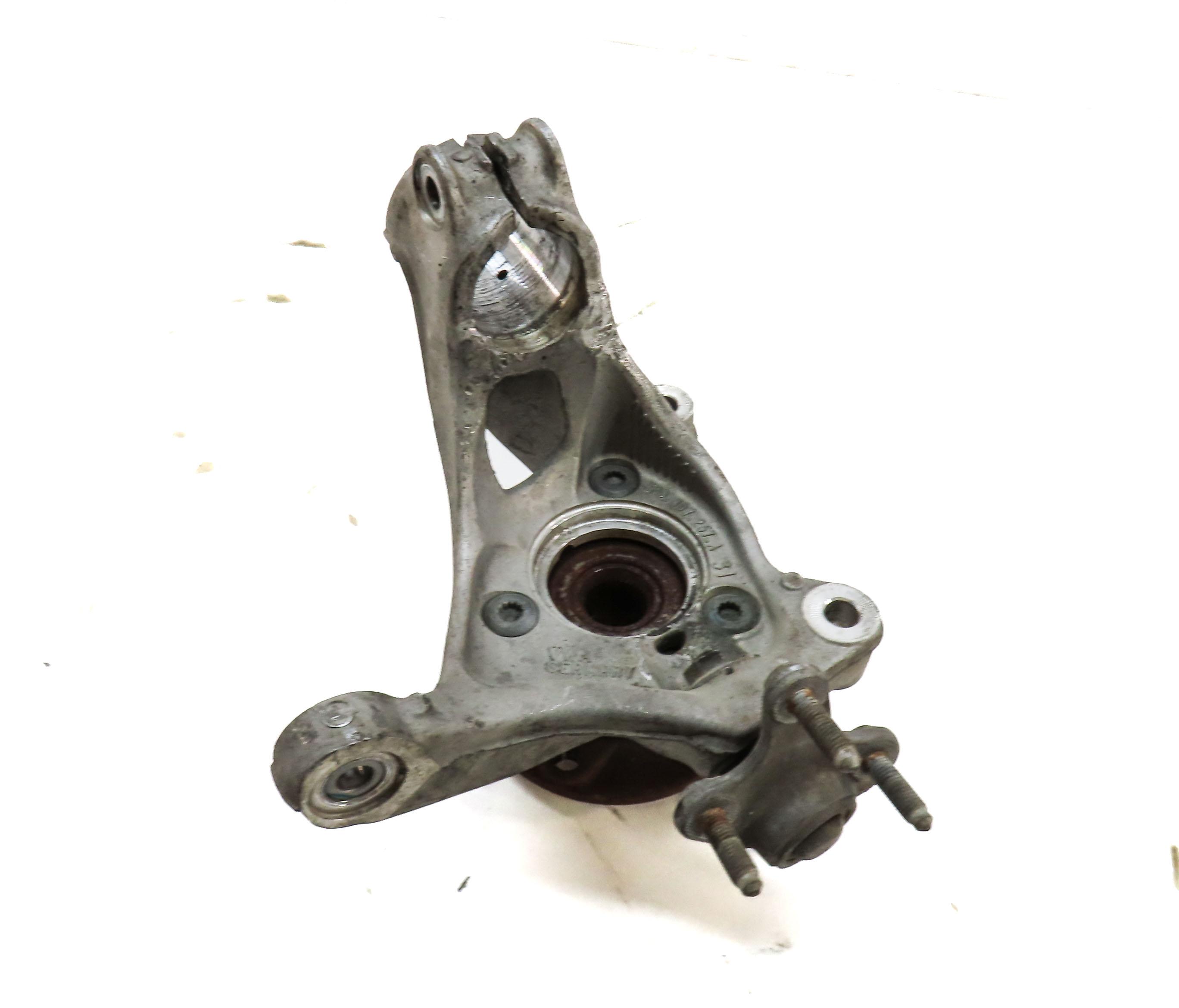 15-17 VW GOLF GTI AUDI A3 S3 (8V) LEFT FRONT DRIVER SPINDLE KNUCKLE BEARING HUB — exact item pictured