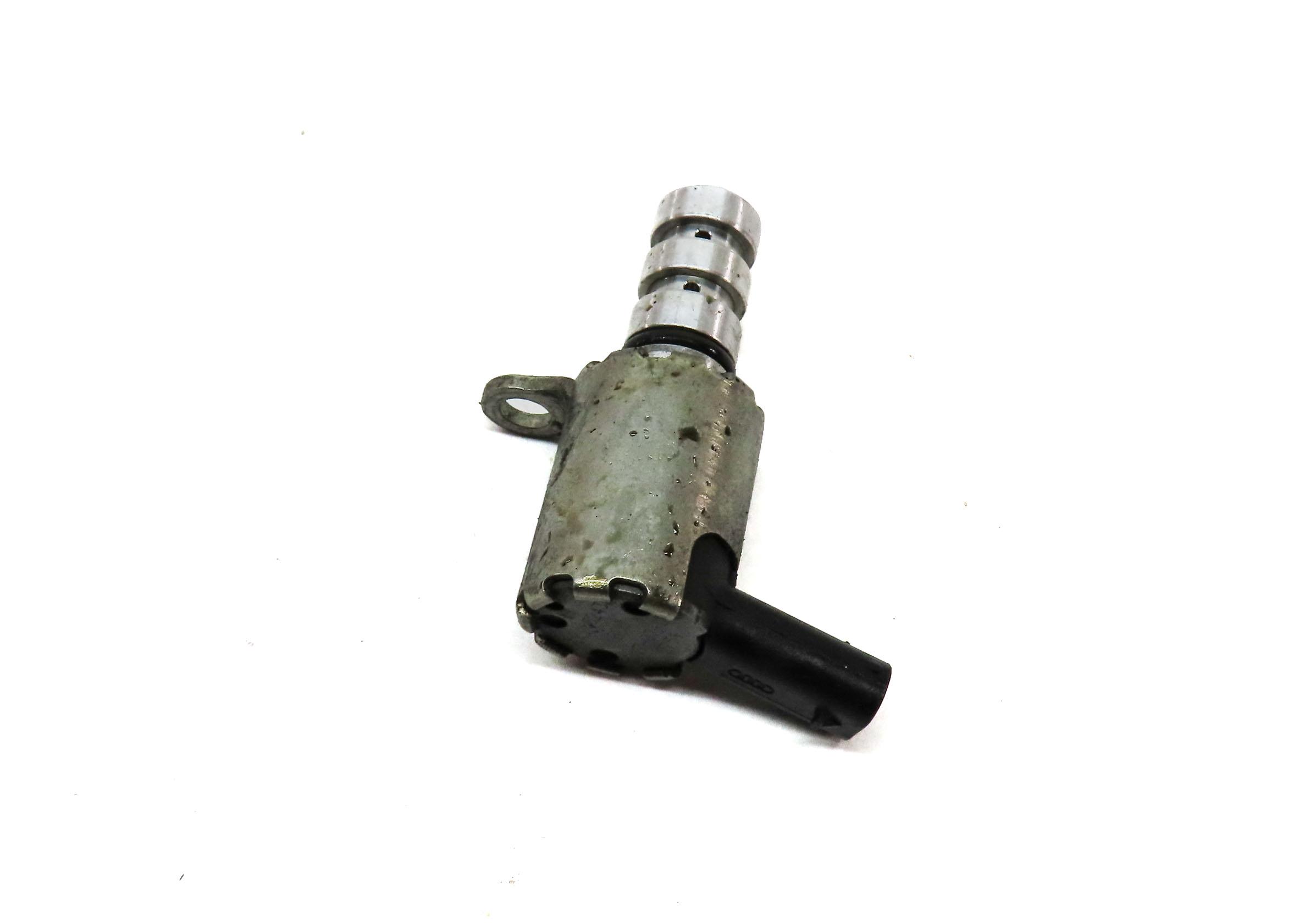 2018 AUDI Q5 (FY 80A) 2.0L DAYB TURBO ENGINE VARIABLE VALVE TIMING VVT SOLENOID — exact item pictured