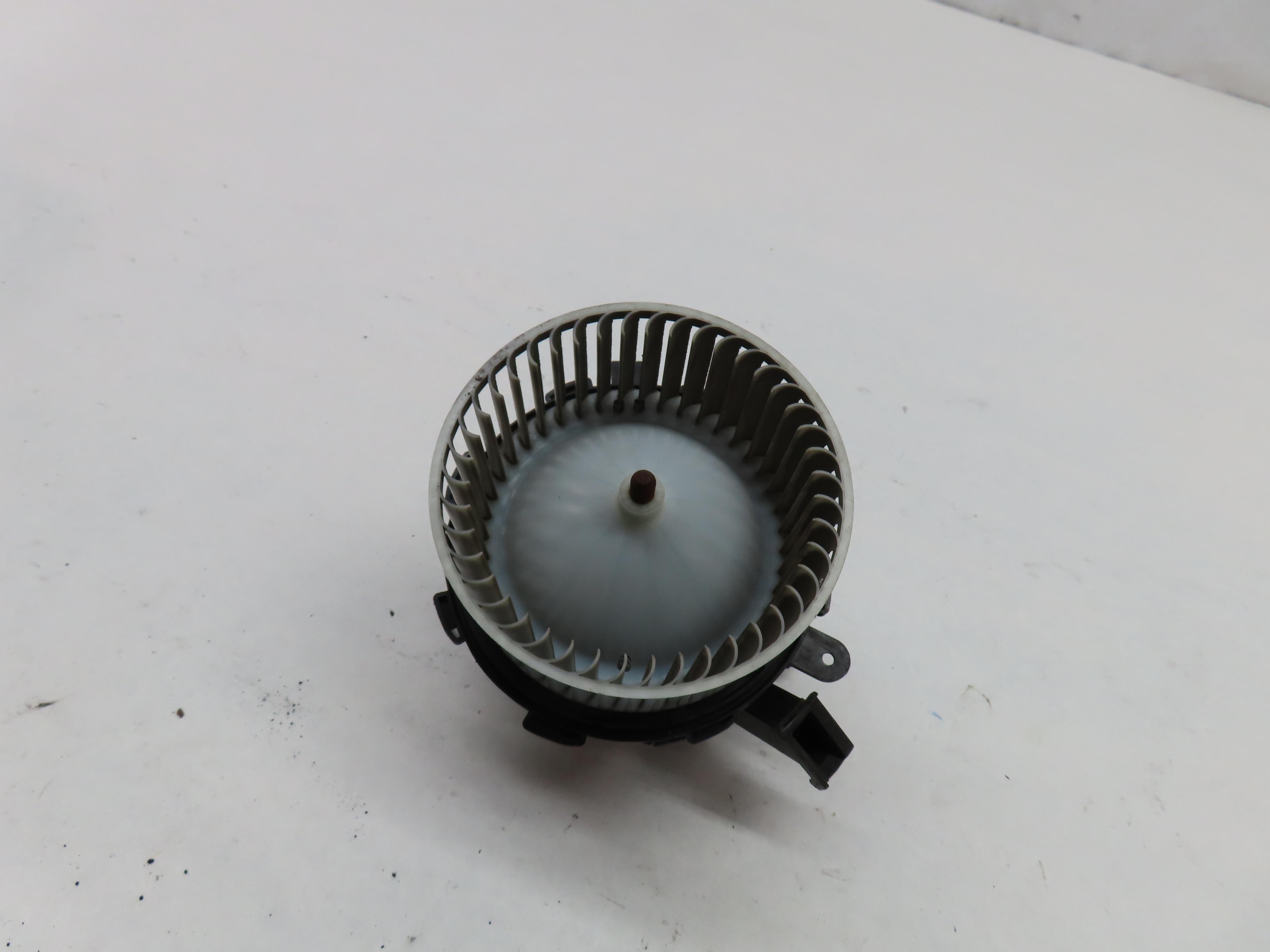 2013-2017 AUDI A4 S4 A5 S5 Q5 (B8 8K 8T 8R) FRONT HEATER A/C BLOWER FAN MOTOR — exact item pictured