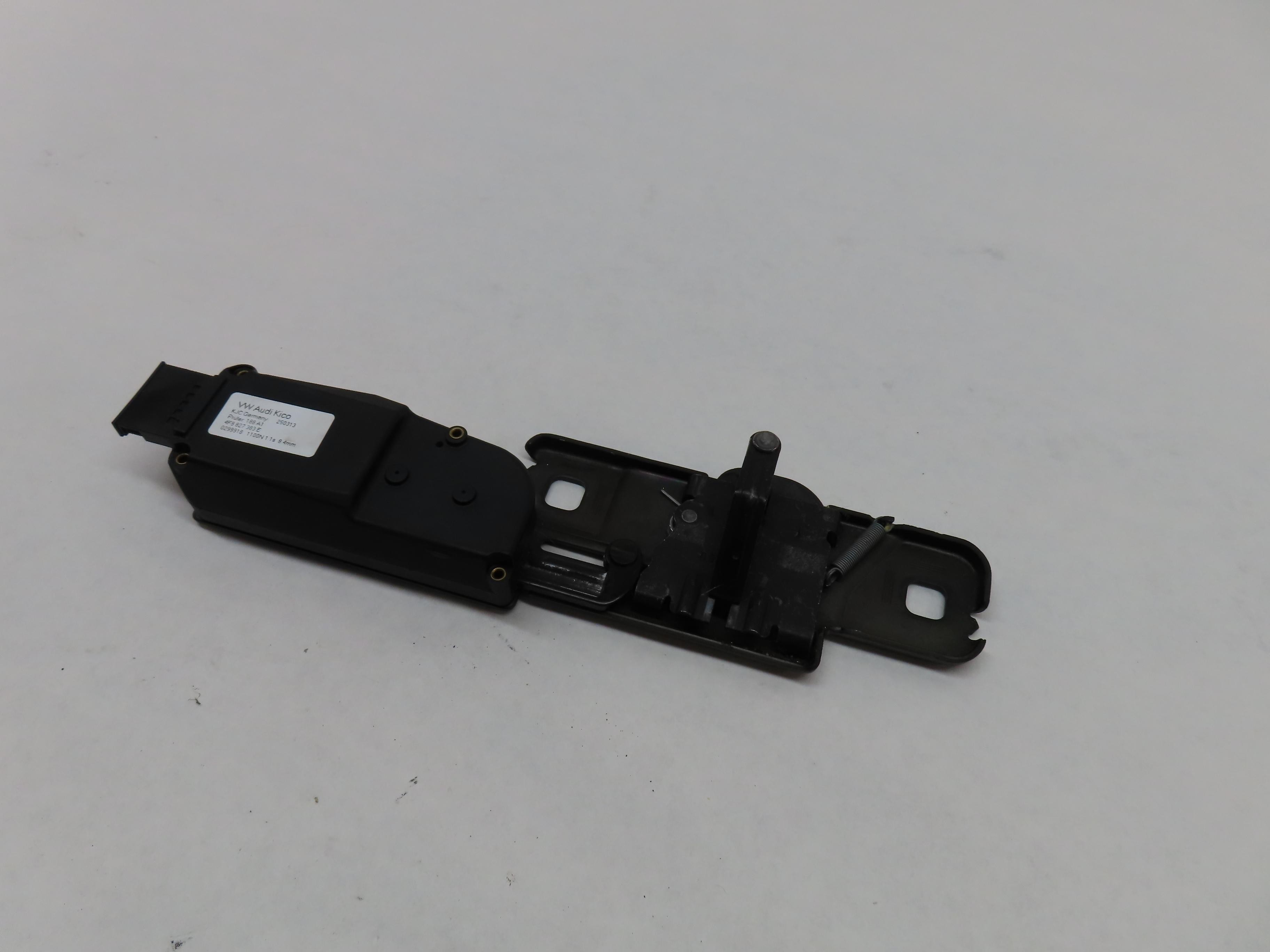 2013 AUDI Q5 (B8 8R) REAR HATCH TRUNK LOWER STRIKER LOCK LATCH w/ ACTUATOR — exact item pictured