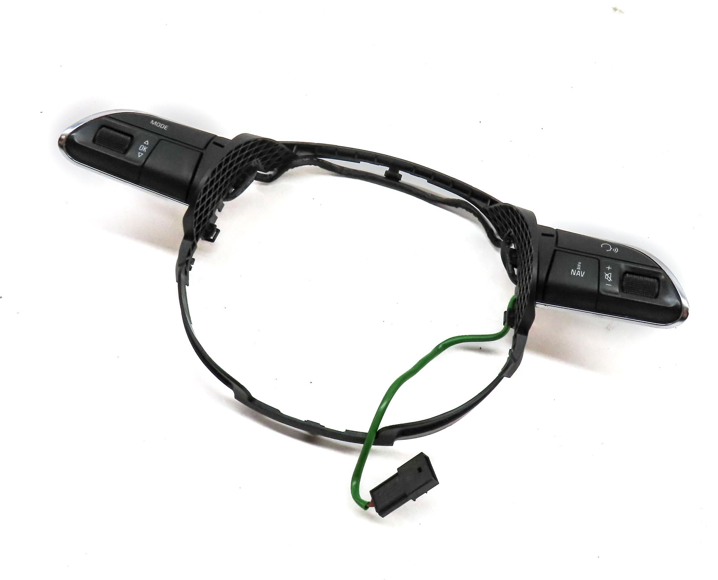2013 AUDI Q5 (B8 8R) FRONT LEFT STEERING WHEEL CONTROL SWITCH BUTTON SET2 & TRIM — exact item pictured