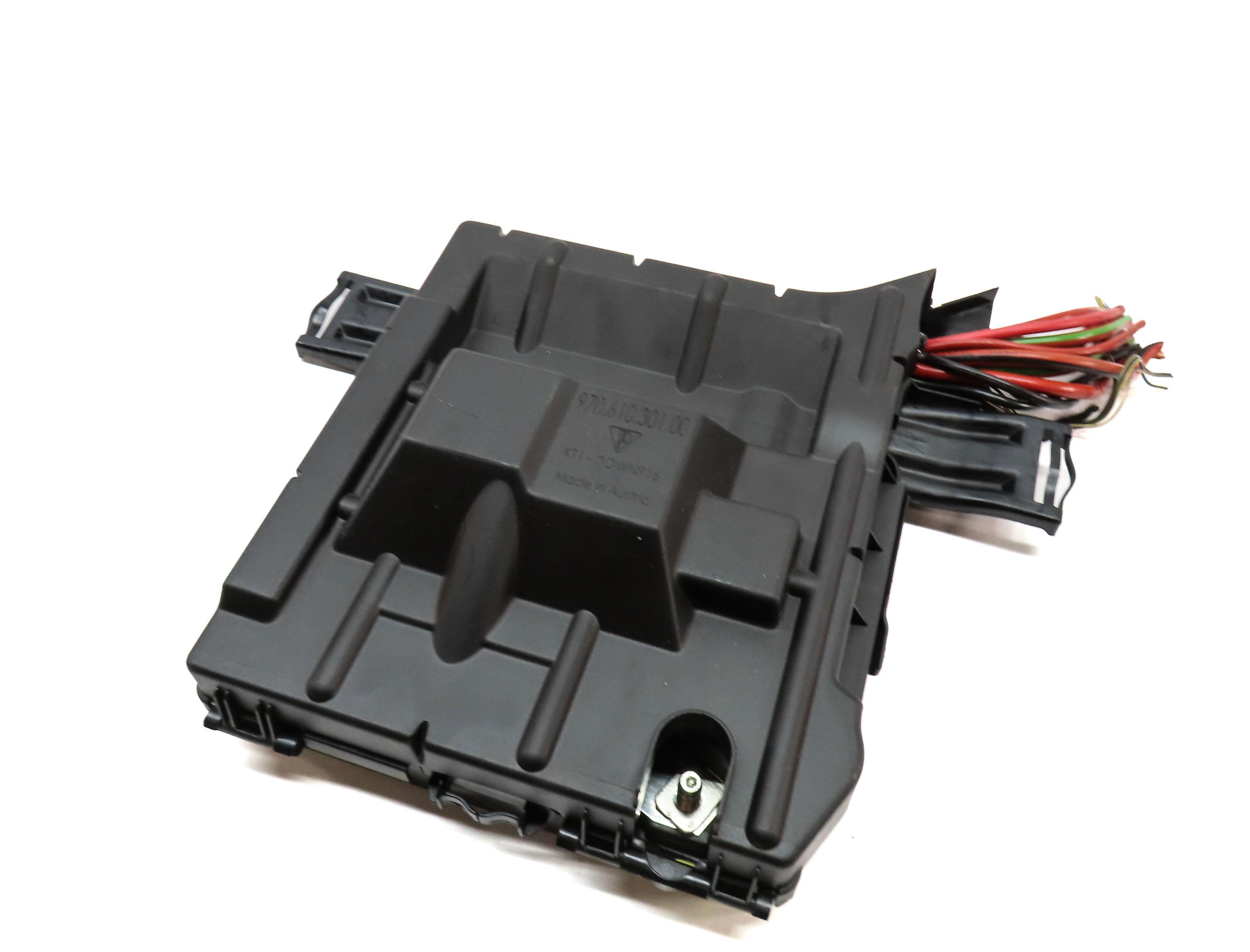 2011 PORSCHE PANAMERA (958) POWER JUNCTION BODY CONTROL MODULE 97061030100 — exact item pictured
