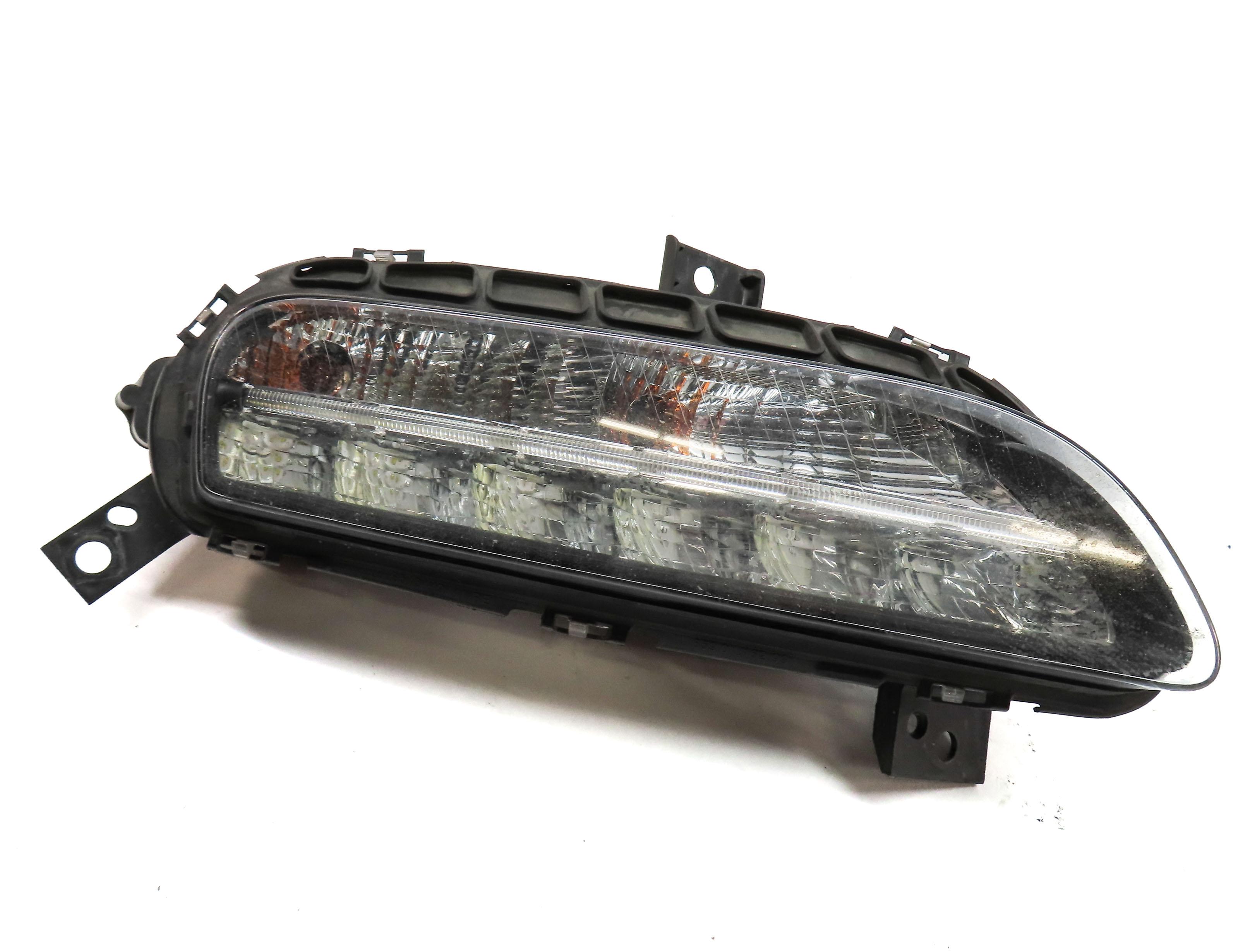 10-13 PORSCHE PANAMERA (970 G1) RIGHT PASSENGER LED FOG LIGHT TURN SIGNAL LAMP — exact item pictured