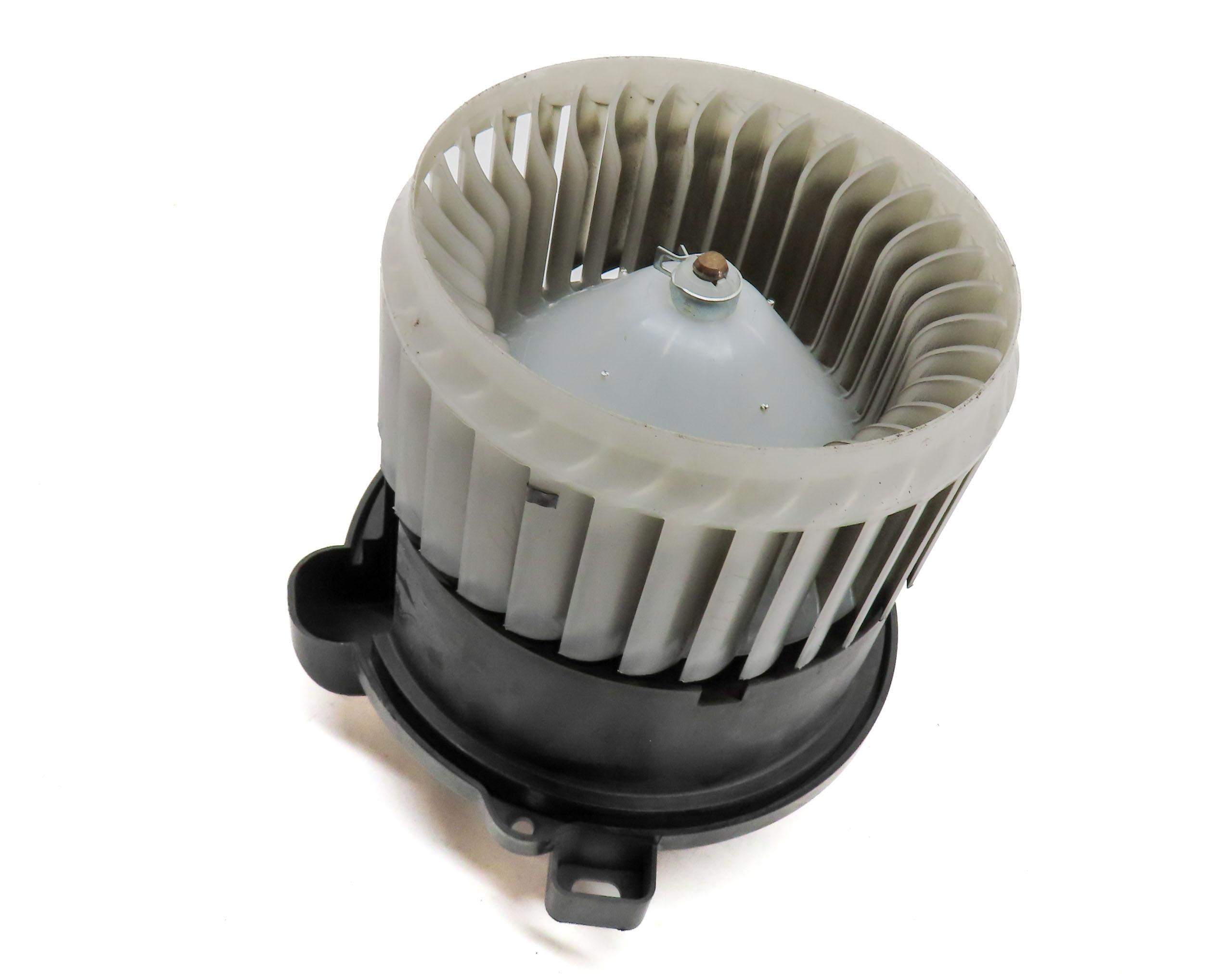 2005-2016 LAND ROVER LR3 LR4 - REAR HVAC HEATER A/C BLOWER FAN MOTOR ASSEMBLY — exact item pictured