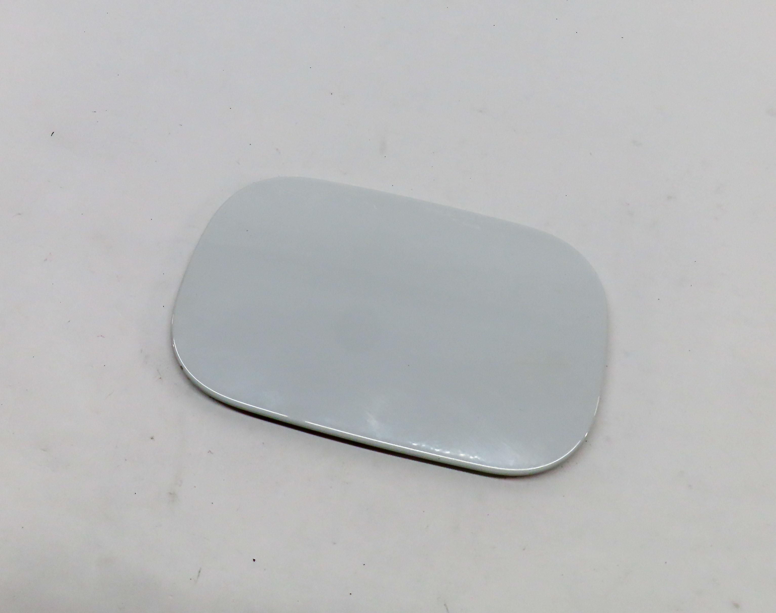 2005-2016 LR3 LR4 RANGE ROVER SPORT (L320) FUEL TANK DOOR (FUJI WHITE 867) — exact item pictured