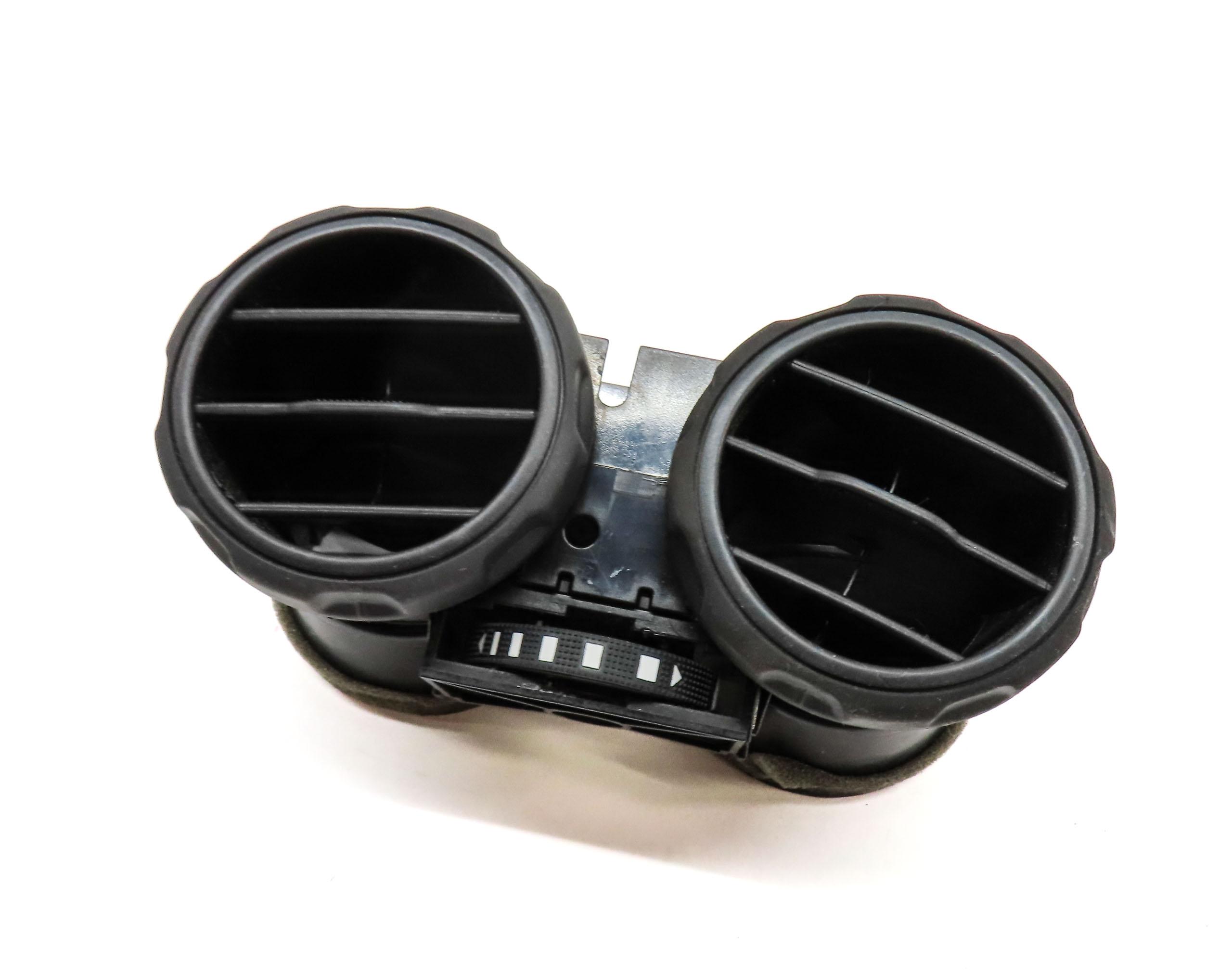 2014 LAND ROVER LR4 REAR CENTER CONSOLE HVAC A/C HEATER AIR VENT (BLACK) — exact item pictured