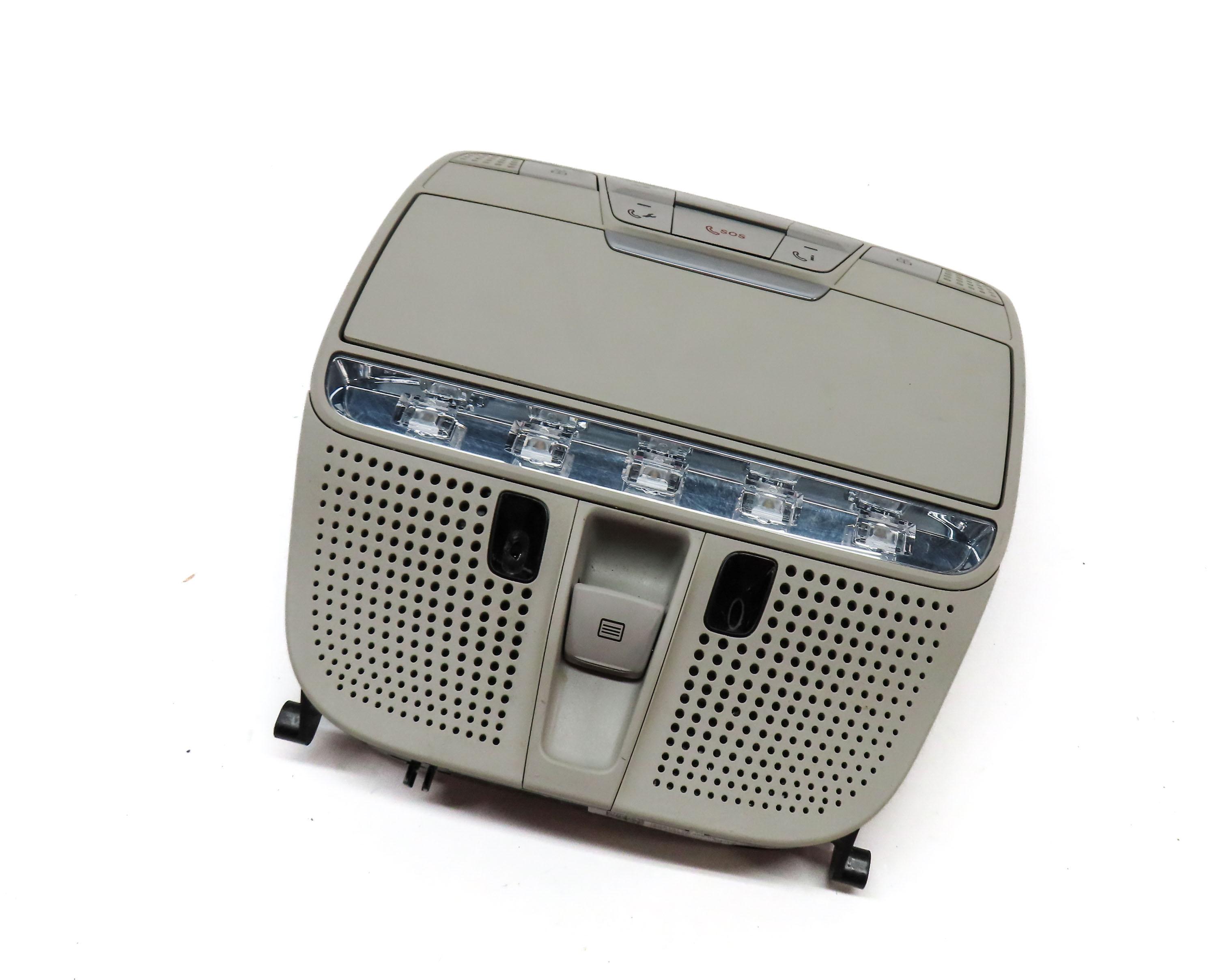 2015 MERCEDES C300 SEDAN (W205) FRONT ROOF CENTER PRIMARY DOME LIGHT (GRAY) — exact item pictured