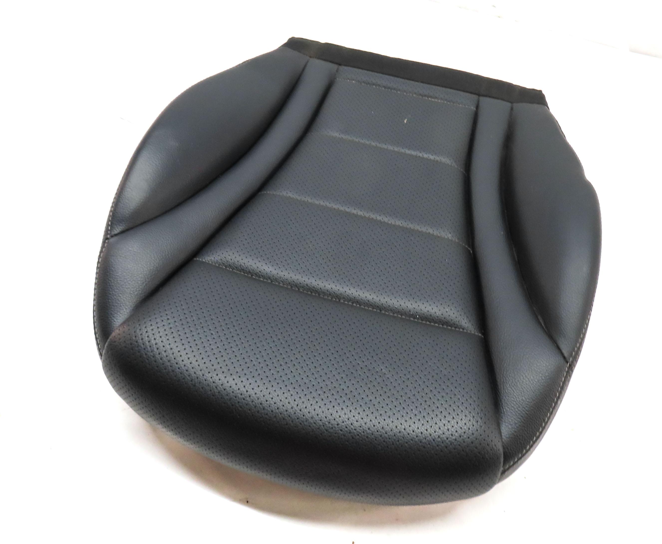 2015 MERCEDES C300 SEDAN (W205) FRONT RIGHT LOWER STANDARD SEAT CUSHION (BLACK) — exact item pictured
